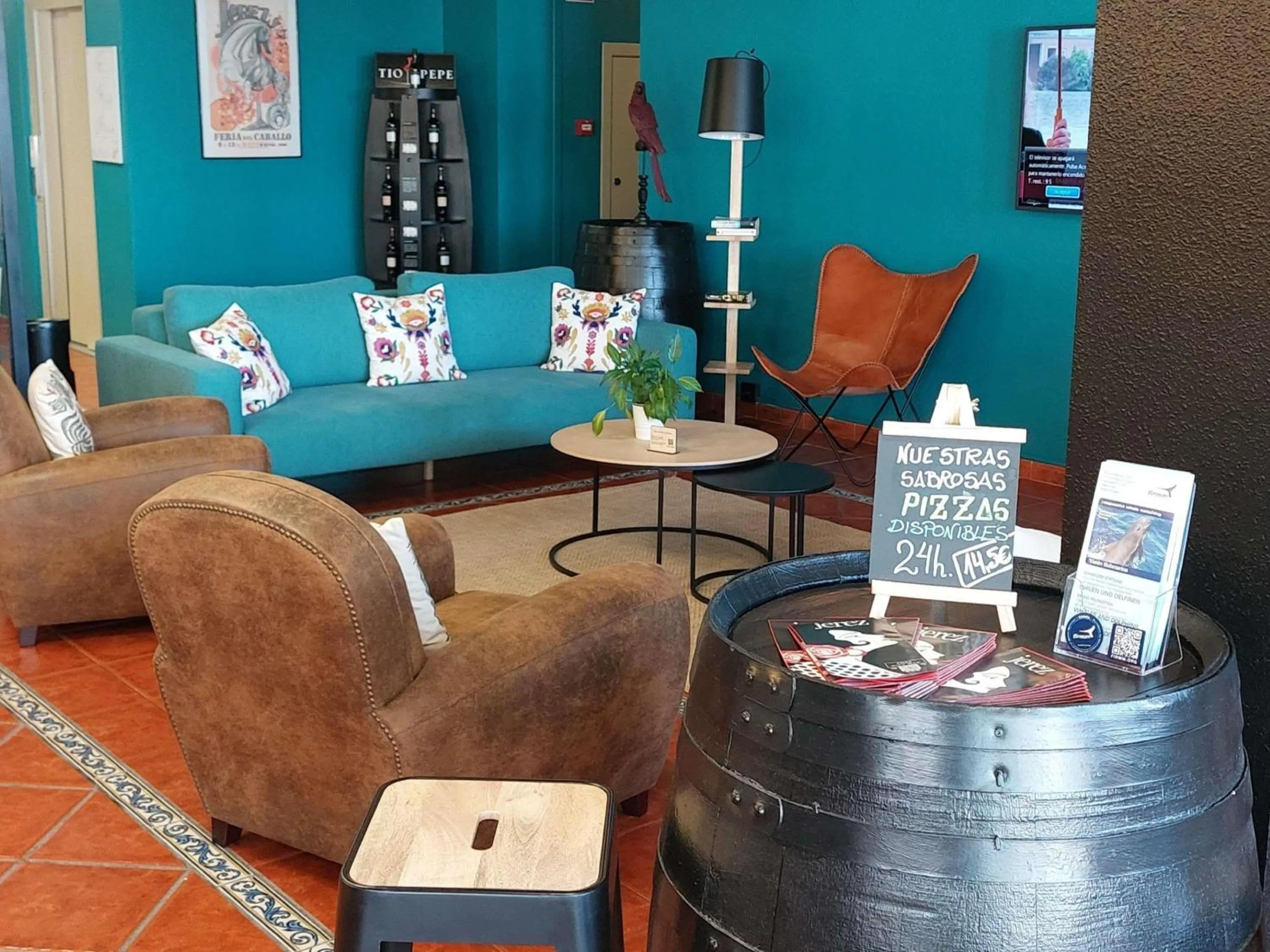 Lounge or bar in Ibis Jerez De La Frontera Cadiz