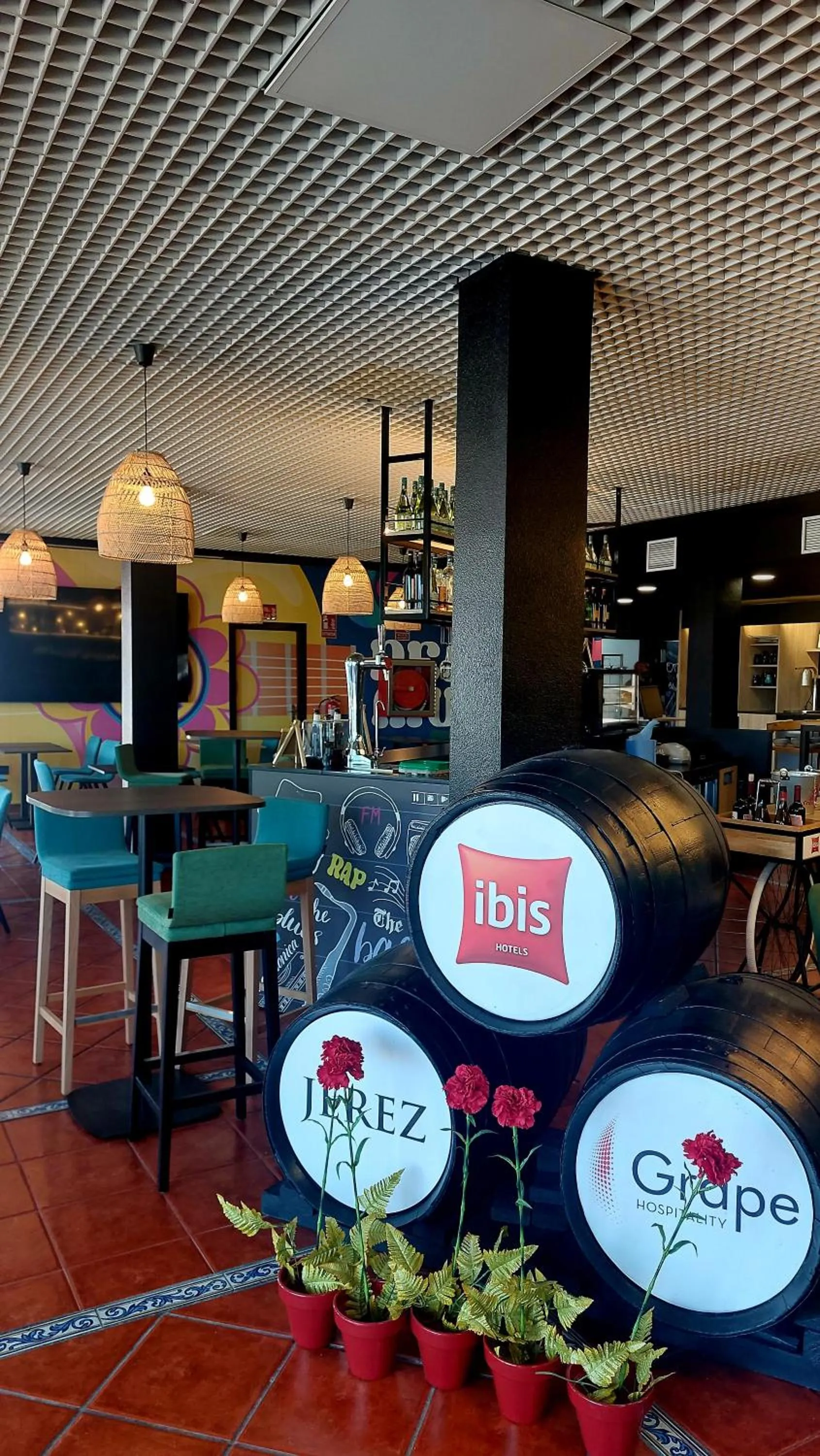 Restaurant/places to eat in Ibis Jerez De La Frontera Cadiz