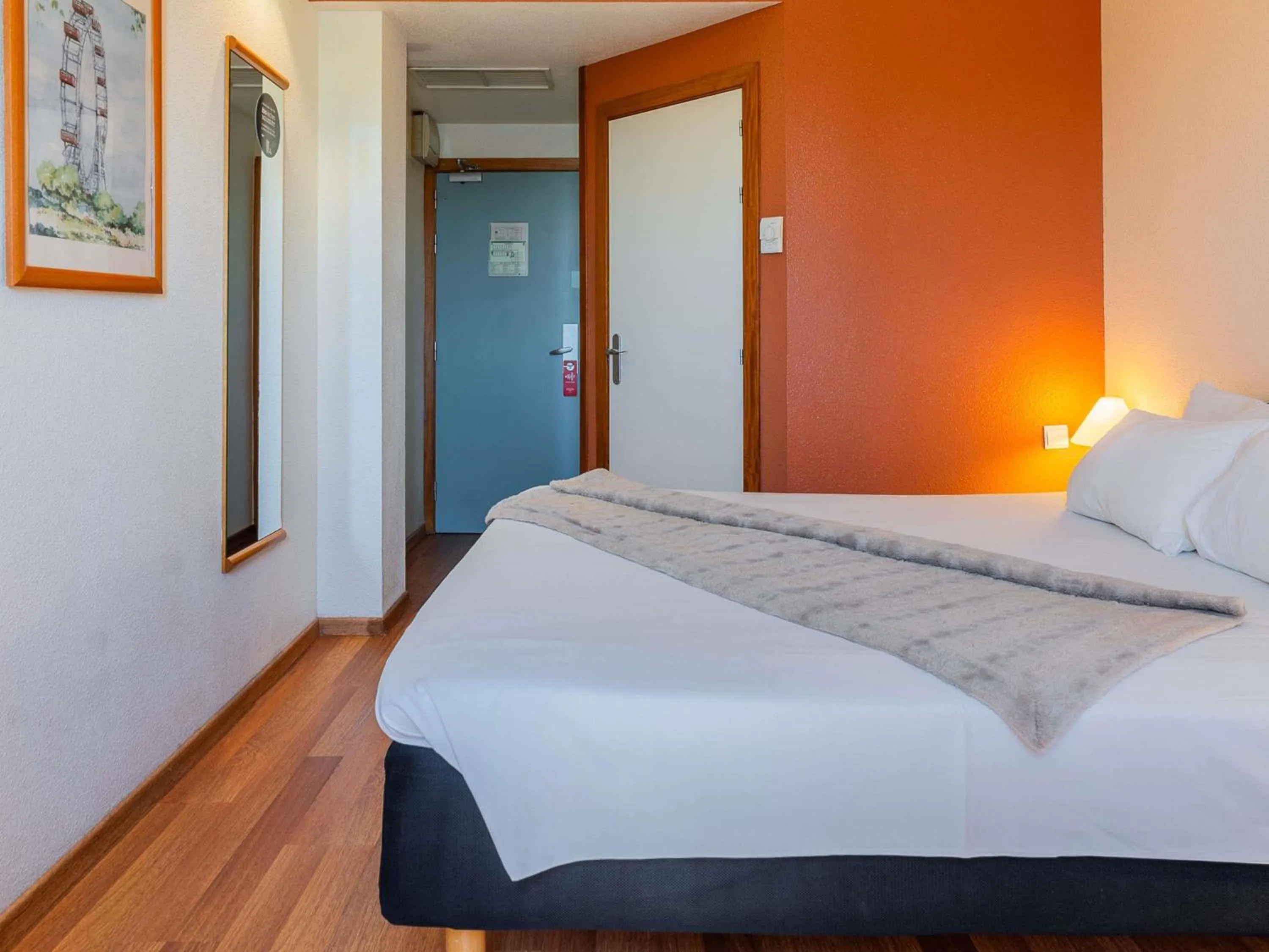 Bedroom, Bed in Ibis Jerez De La Frontera Cadiz