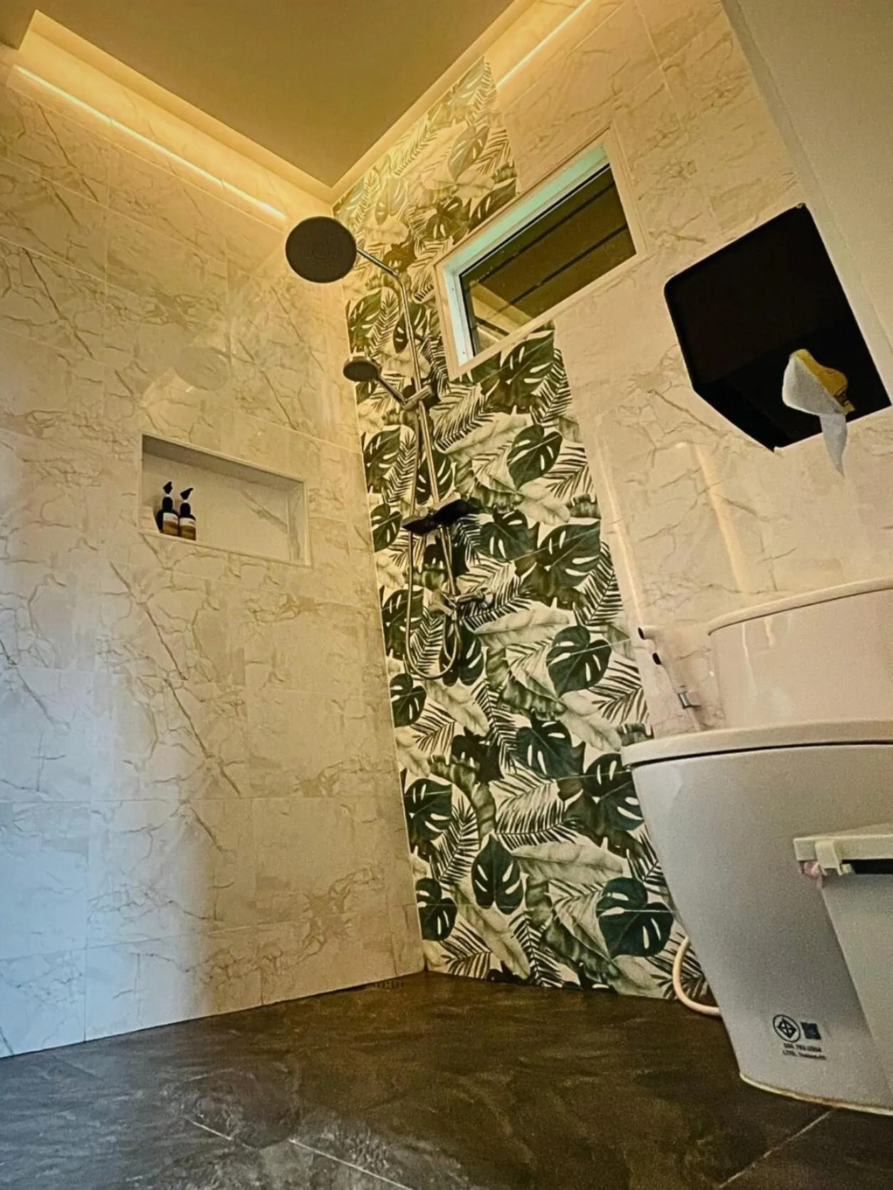 Bathroom in Tonsai Bay Resort