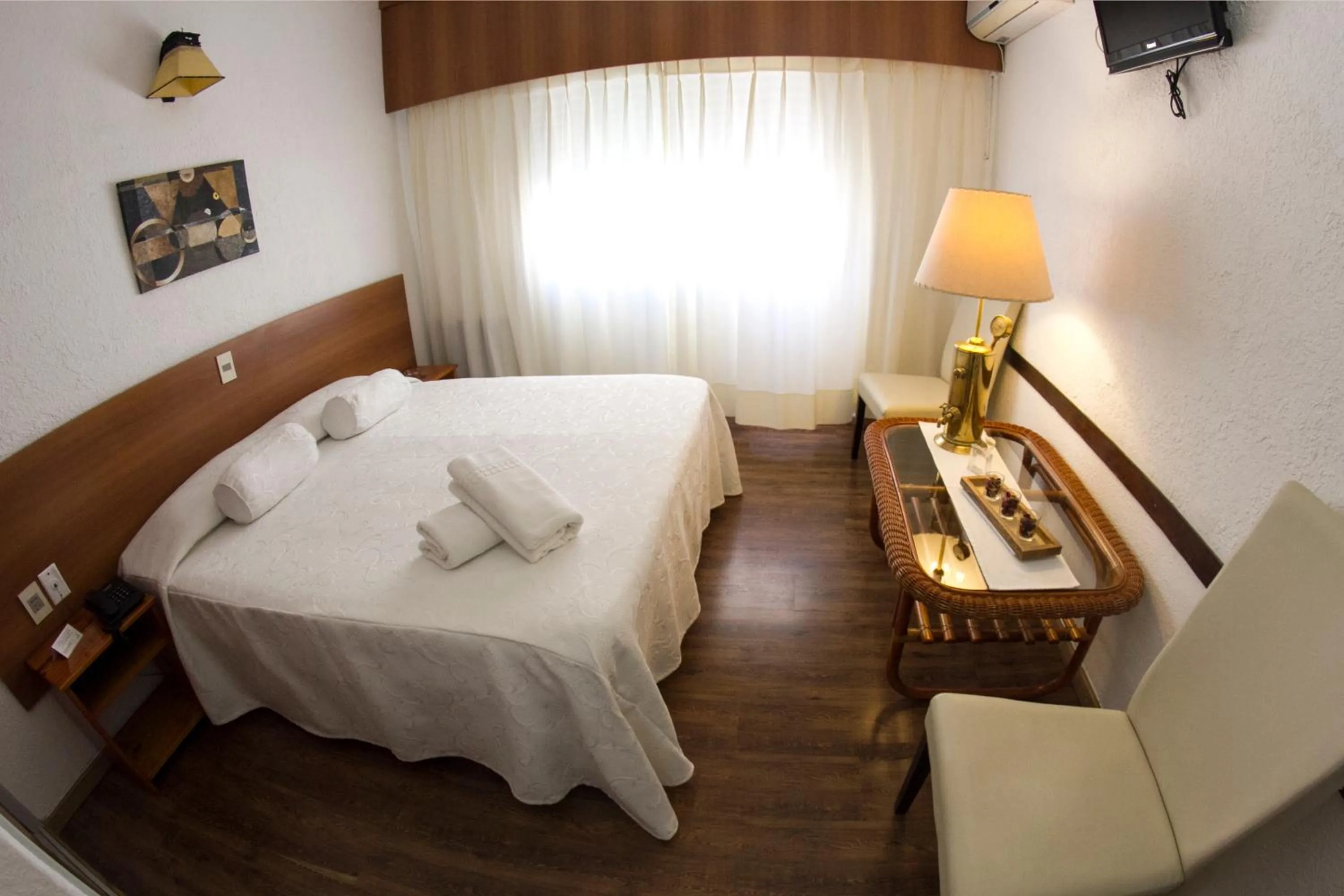 Photo of the whole room, Bed in Hotel Bahamas