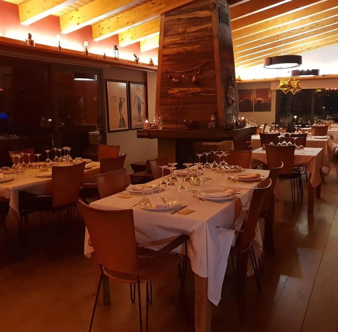 Restaurant/places to eat in Hotel Villaro Del Bosc