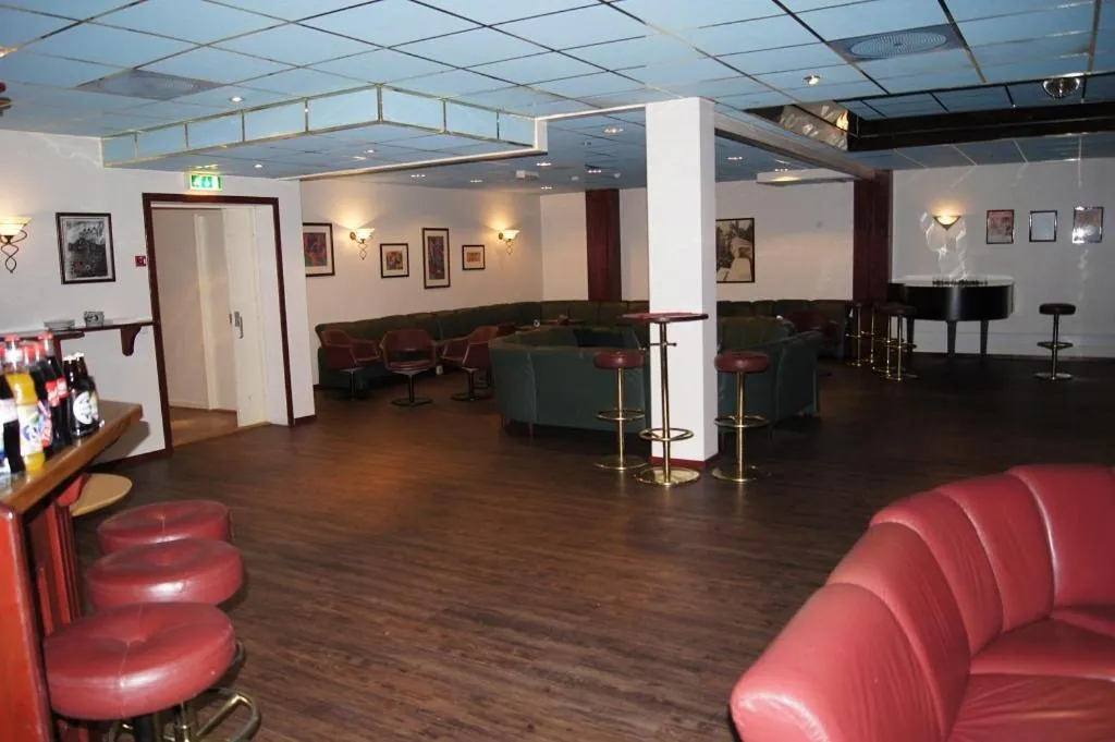 Lounge or bar in Rødberg Hotel
