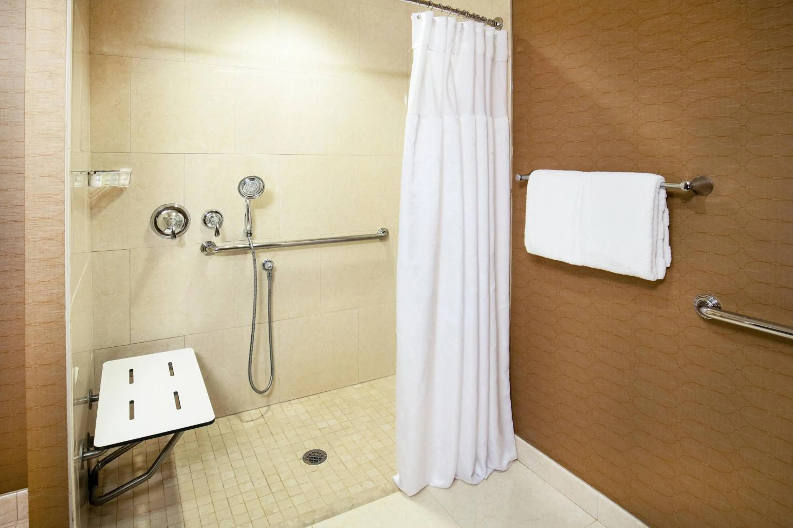 Bathroom in Sheraton Portsmouth Harborside Hotel