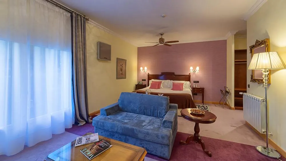 Bed in Los Cinco Enebros