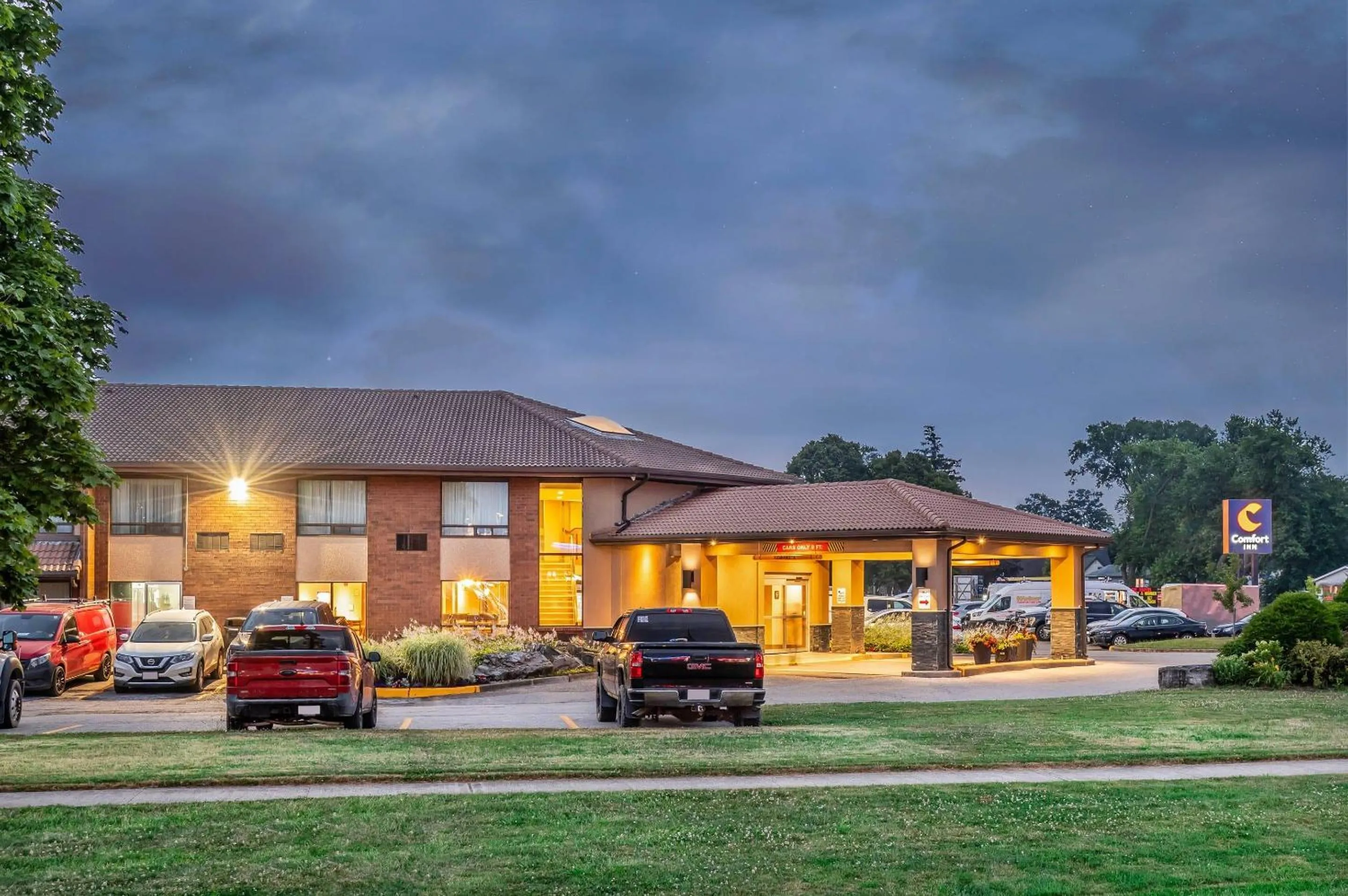 Property building in Comfort Inn