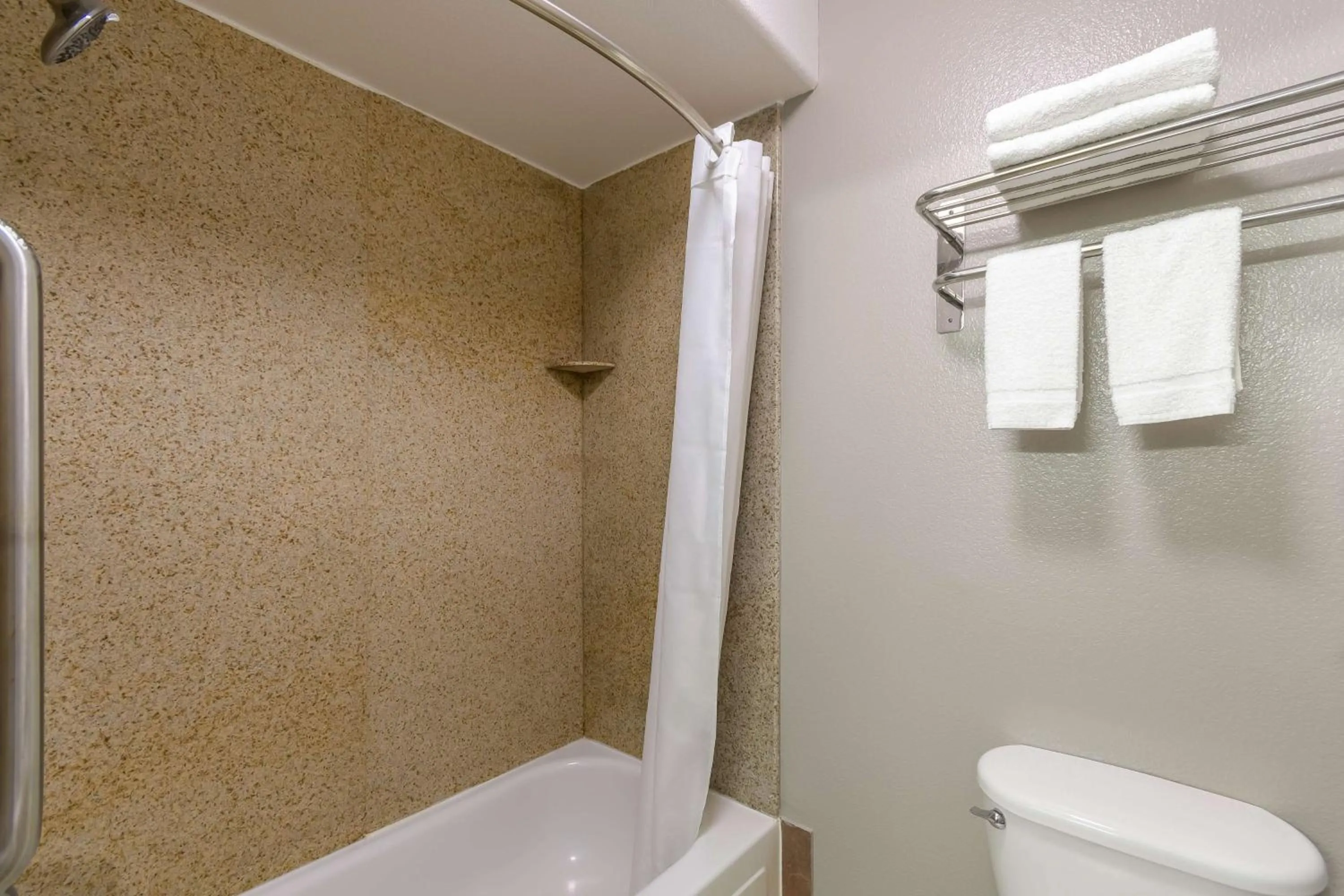 Bathroom in Motel 6-San Jose, CA - Convention Center