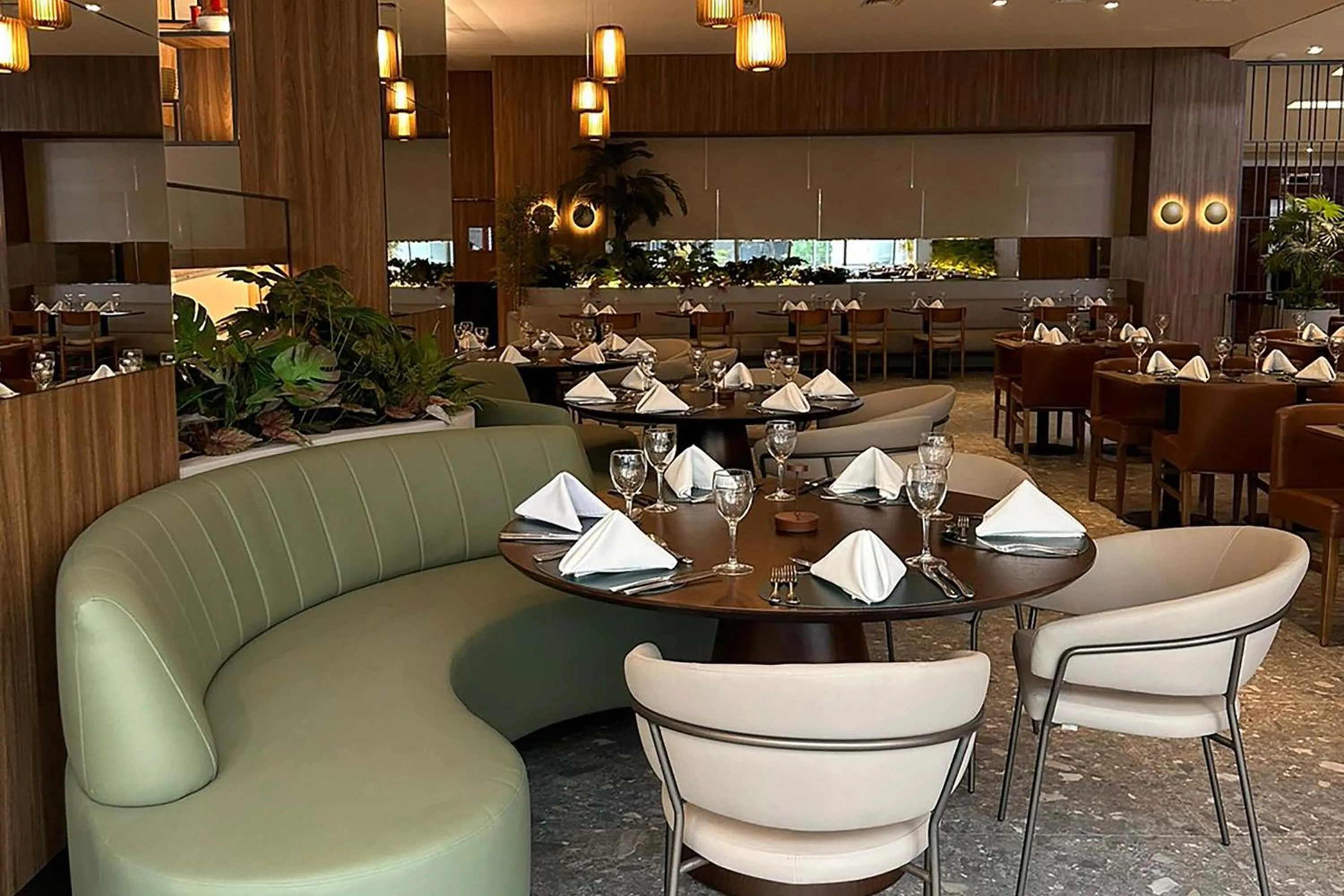 Restaurant/places to eat in Hotel Deville Prime Cuiabá