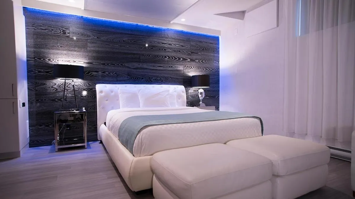 Bed in Hôtel Le Rivage