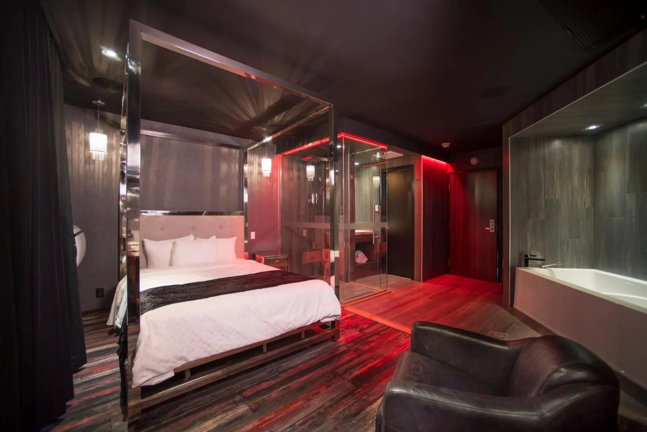 Bed in Hôtel Le Rivage