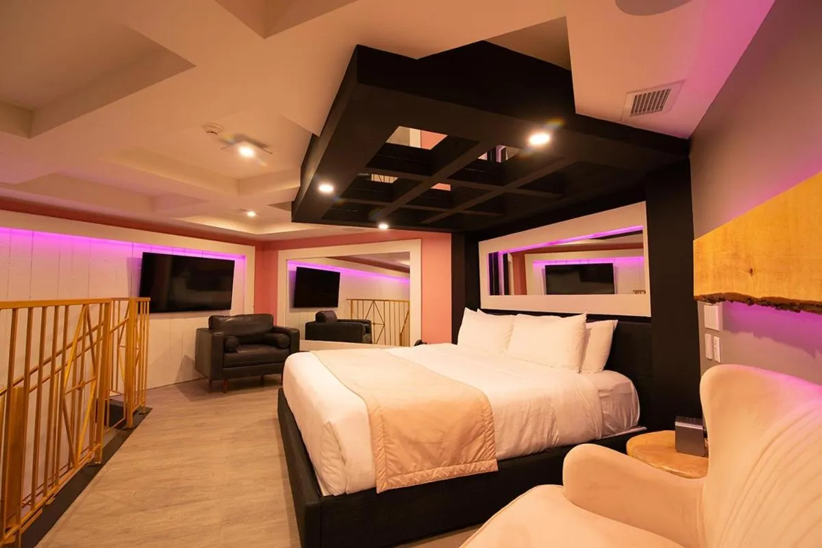 Bed in Hôtel Le Rivage