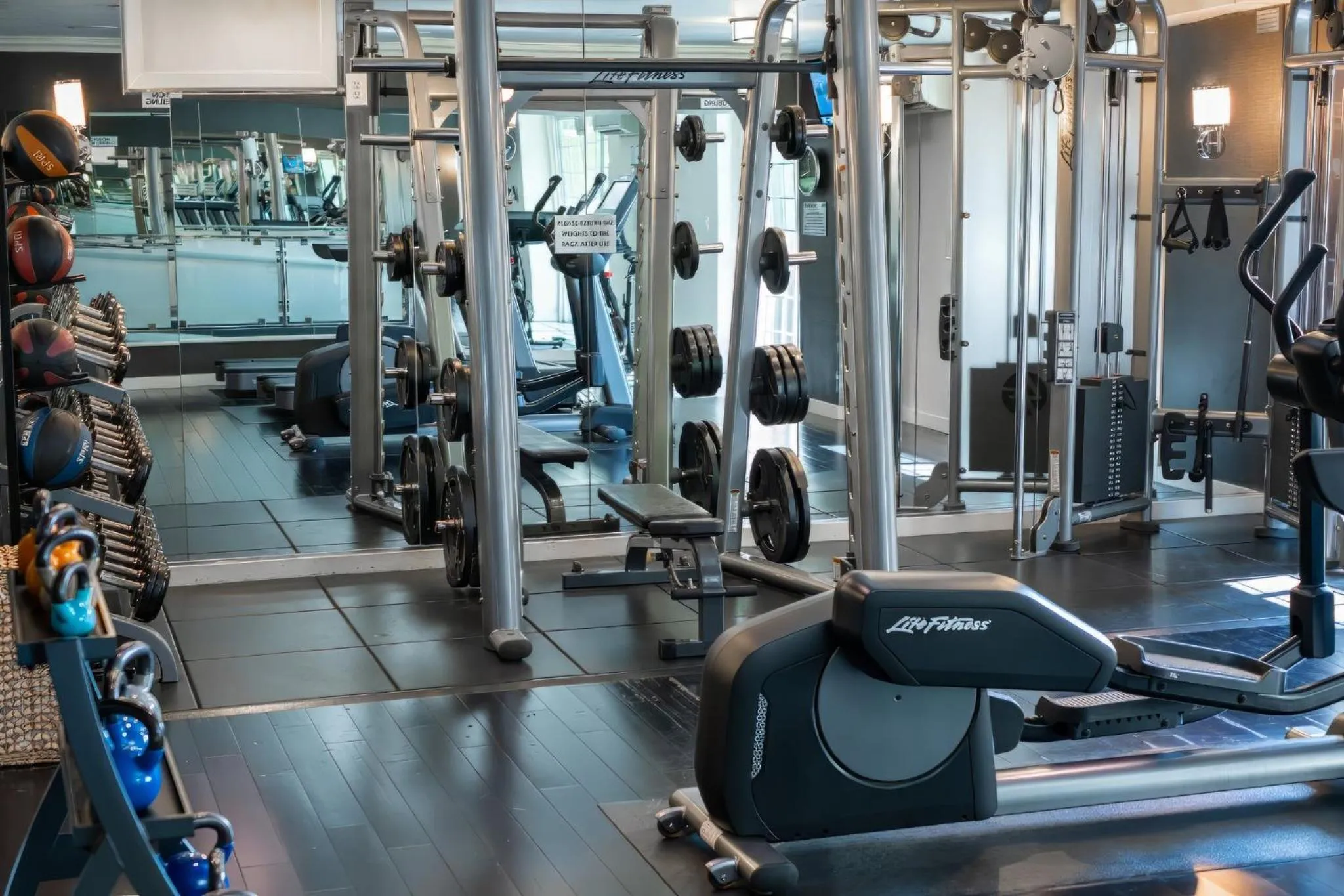 Fitness centre/facilities in Chamberlain West Hollywood