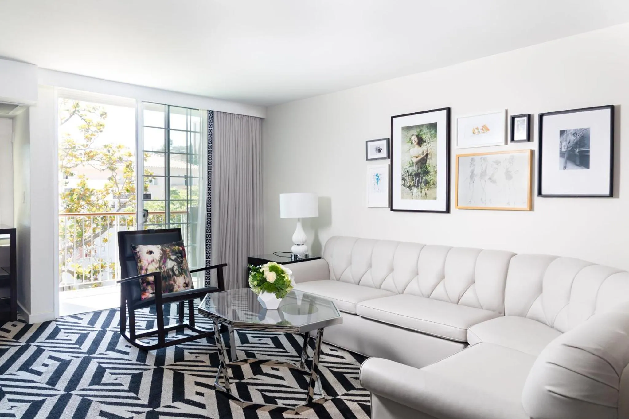 Photo of the whole room in Chamberlain West Hollywood