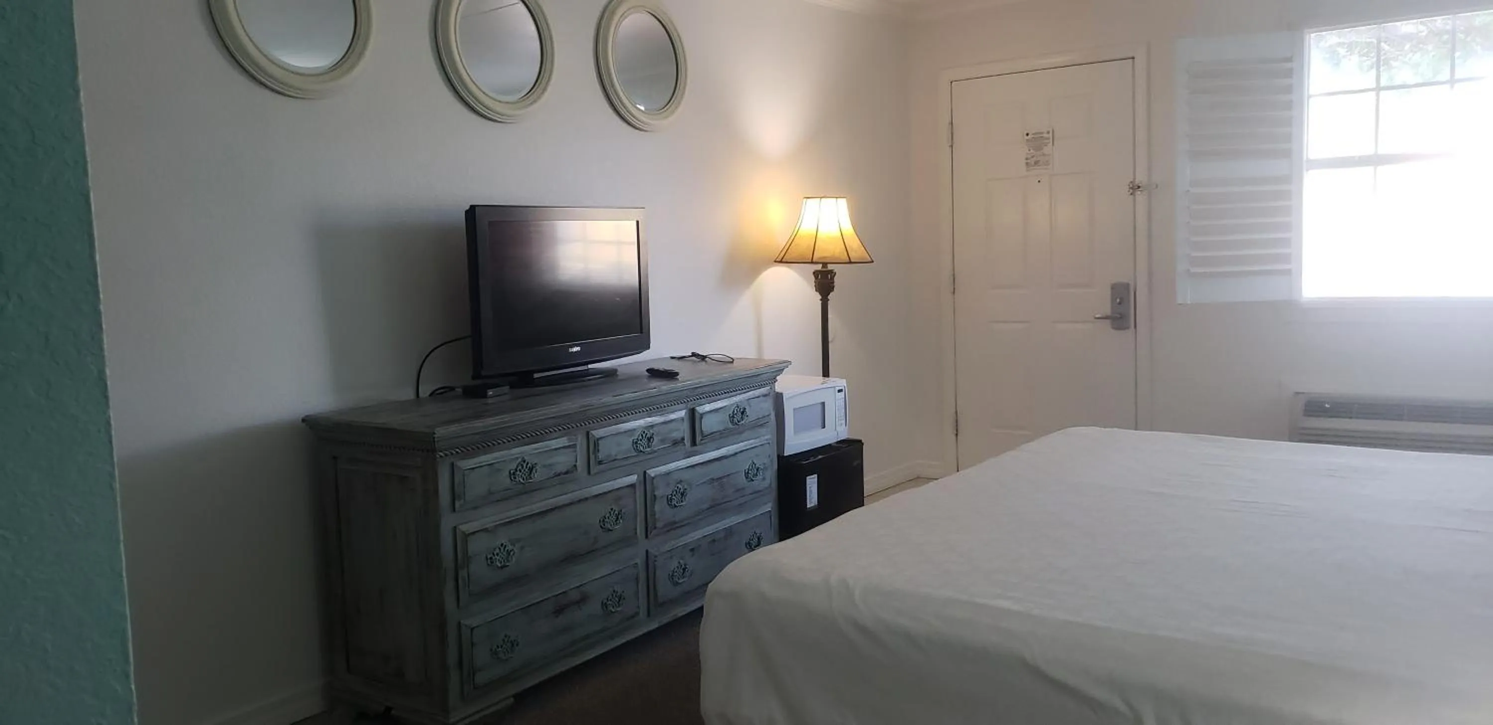 Bed in Marina Bay Resort