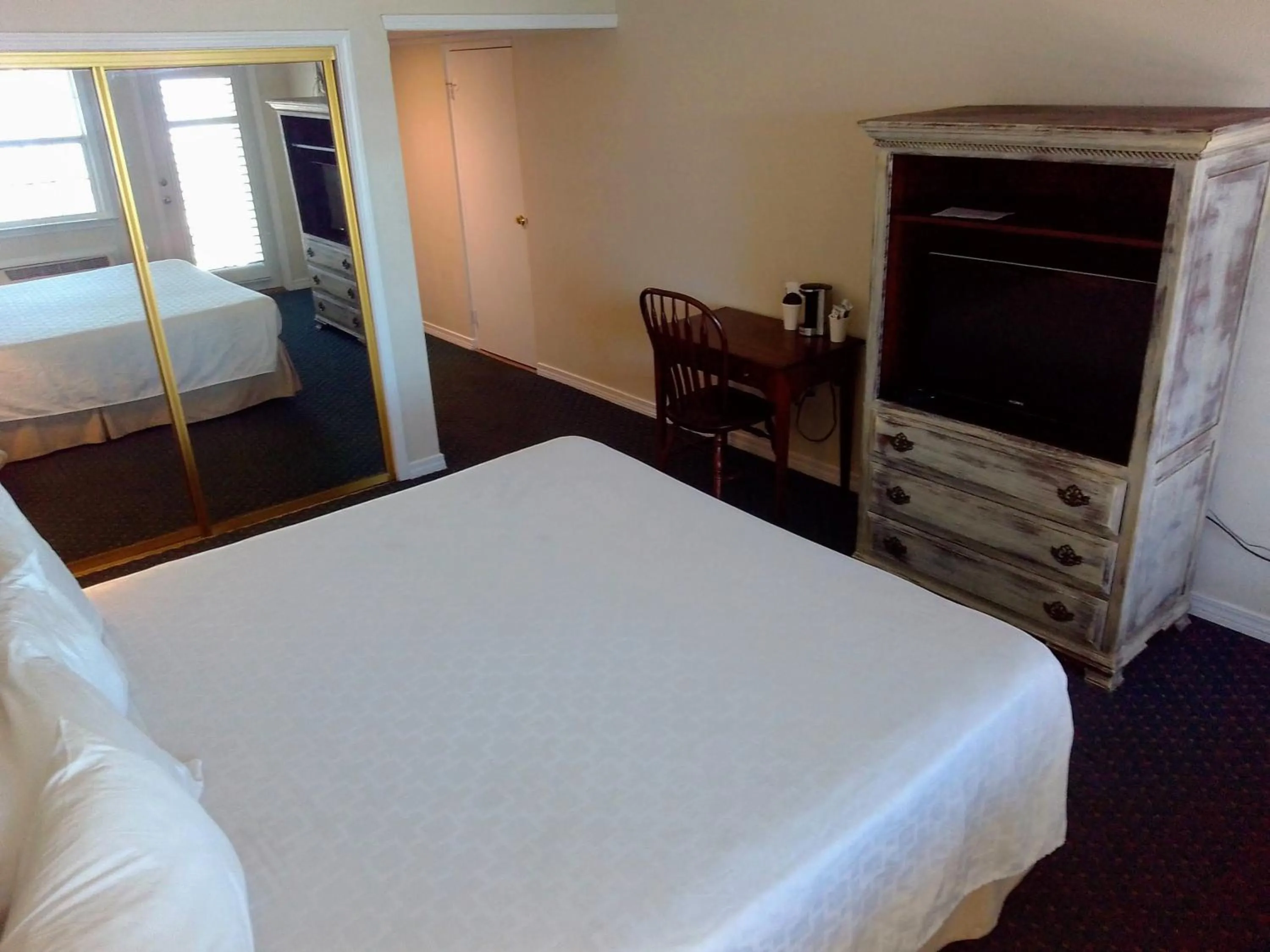 Bed in Marina Bay Resort