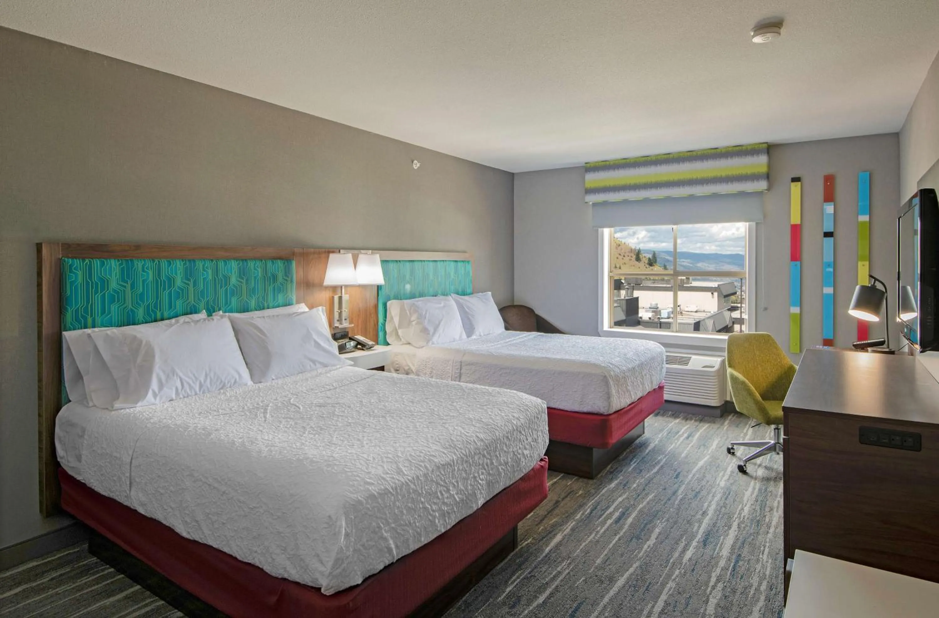 Bed in Hampton Inn by Hilton Kamloops