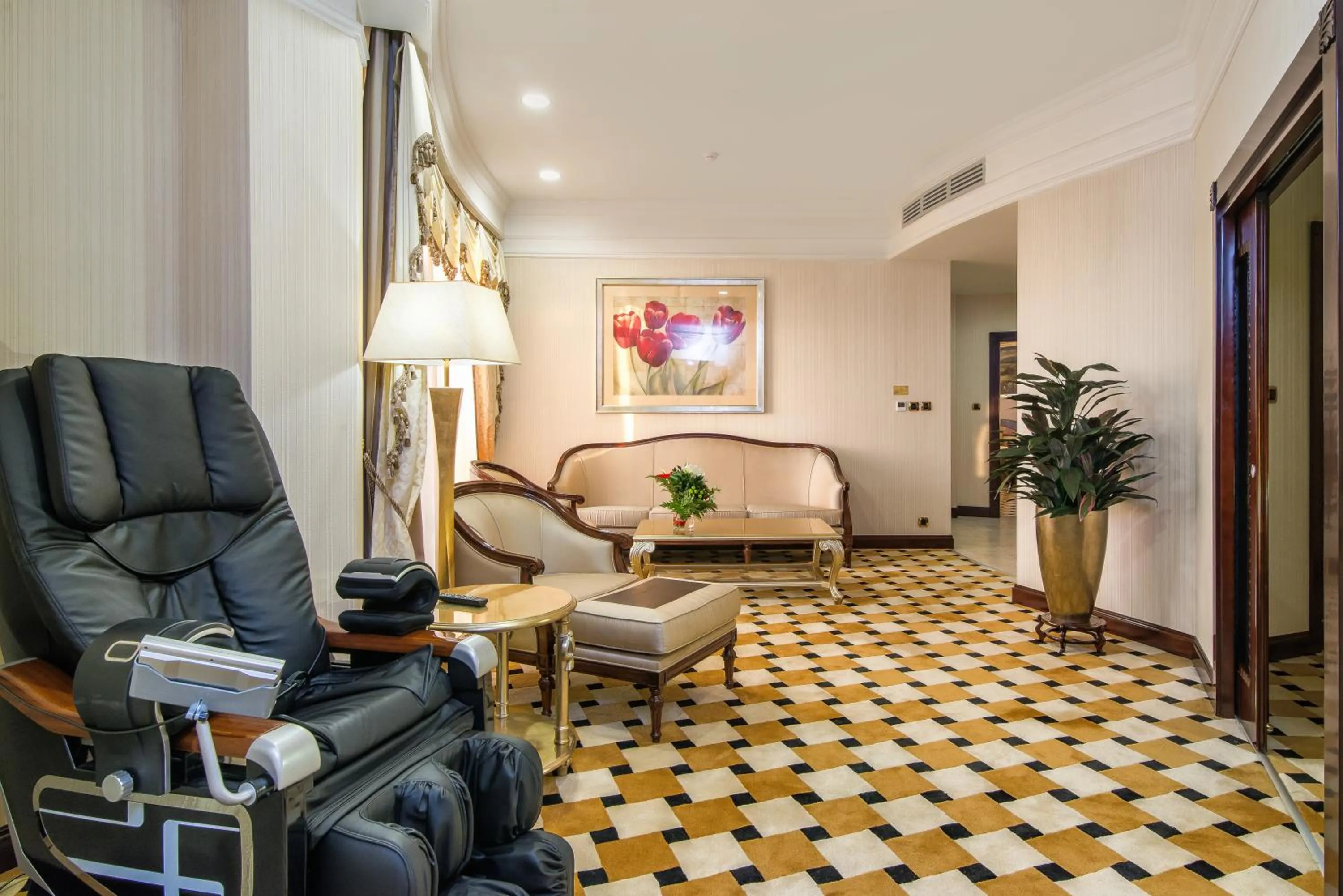 Living room in Royal Tulip Almaty Hotel