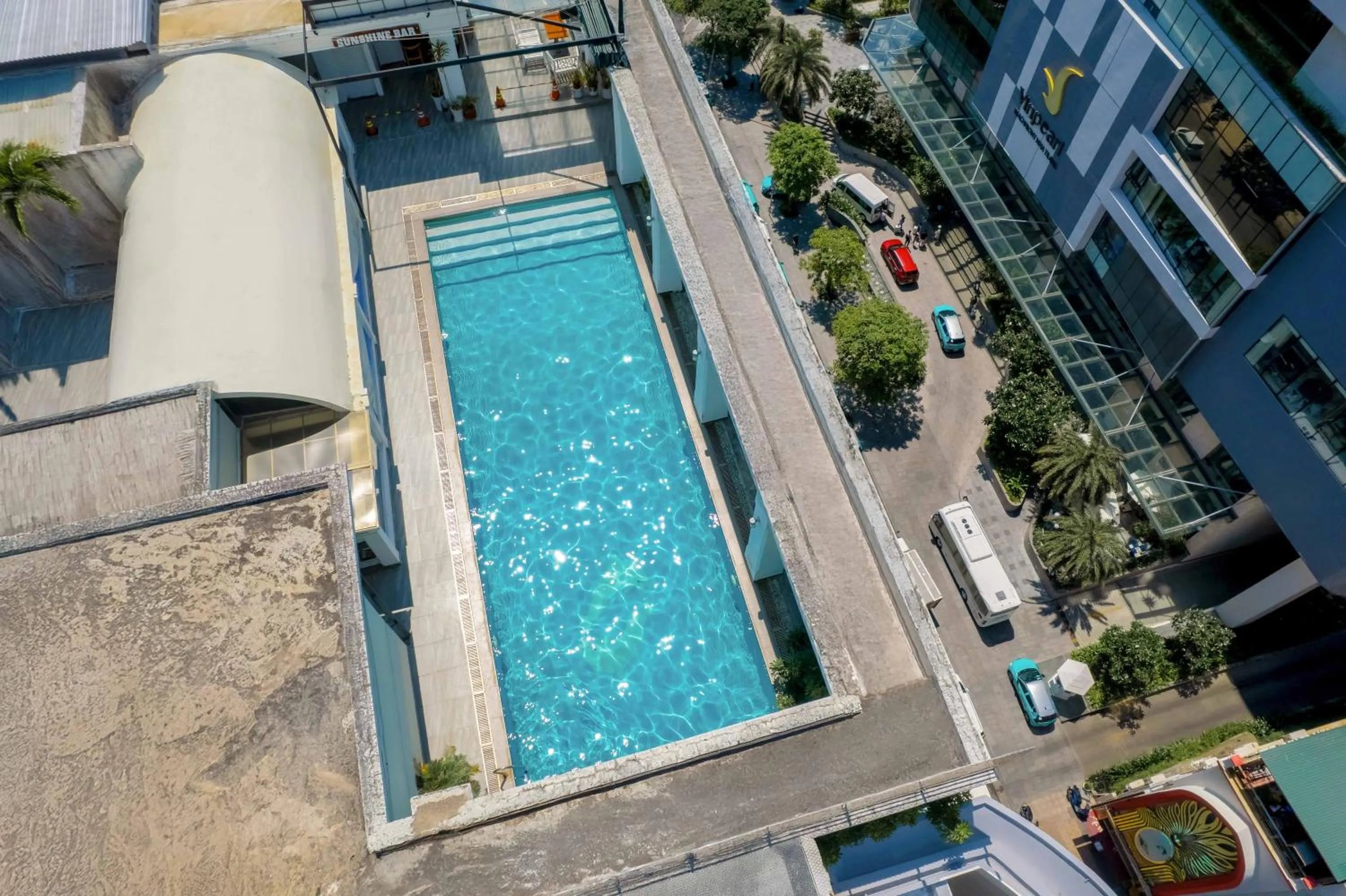 Swimming pool in Rembrandt Hotel Nha Trang