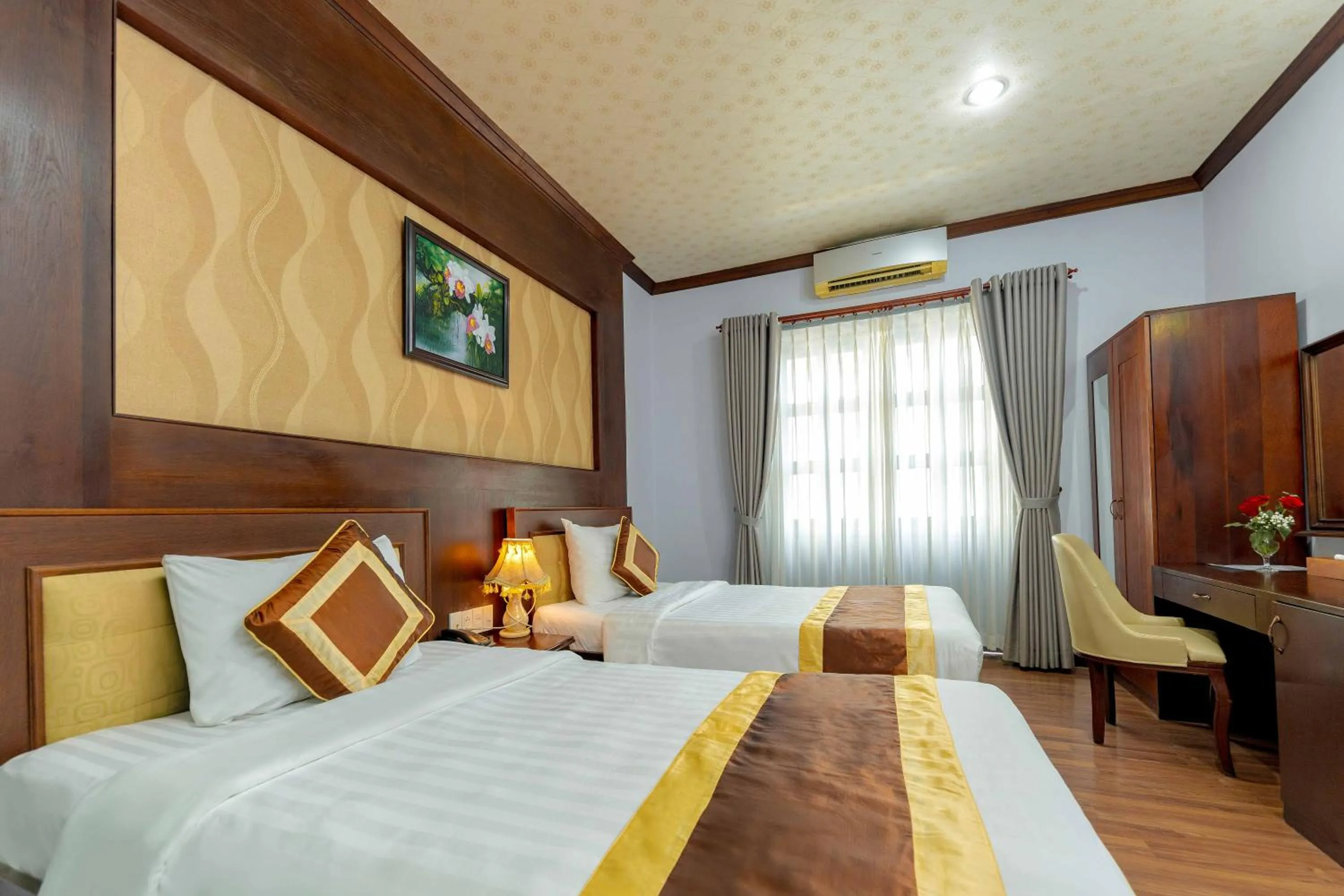 Bed in Rembrandt Hotel Nha Trang