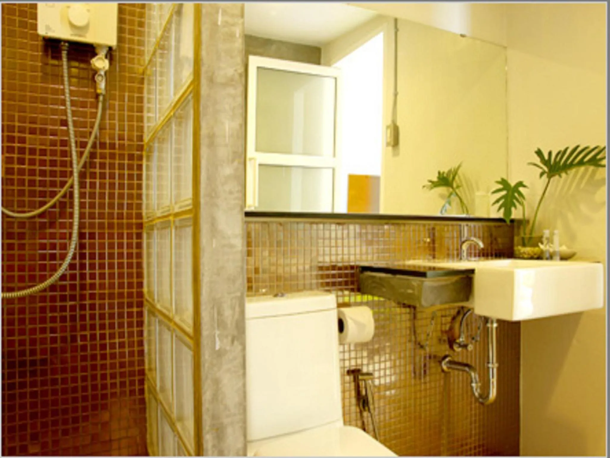 Toilet in Aonang Paradise Resort Krabi