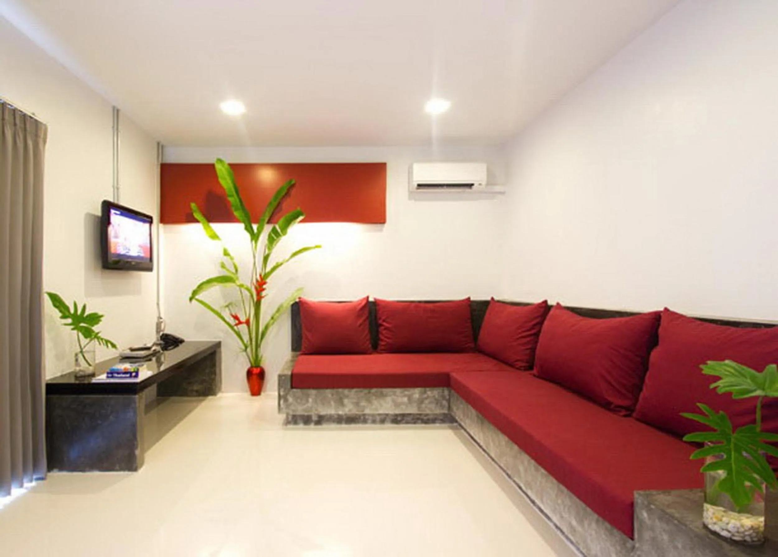 TV and multimedia in Aonang Paradise Resort Krabi