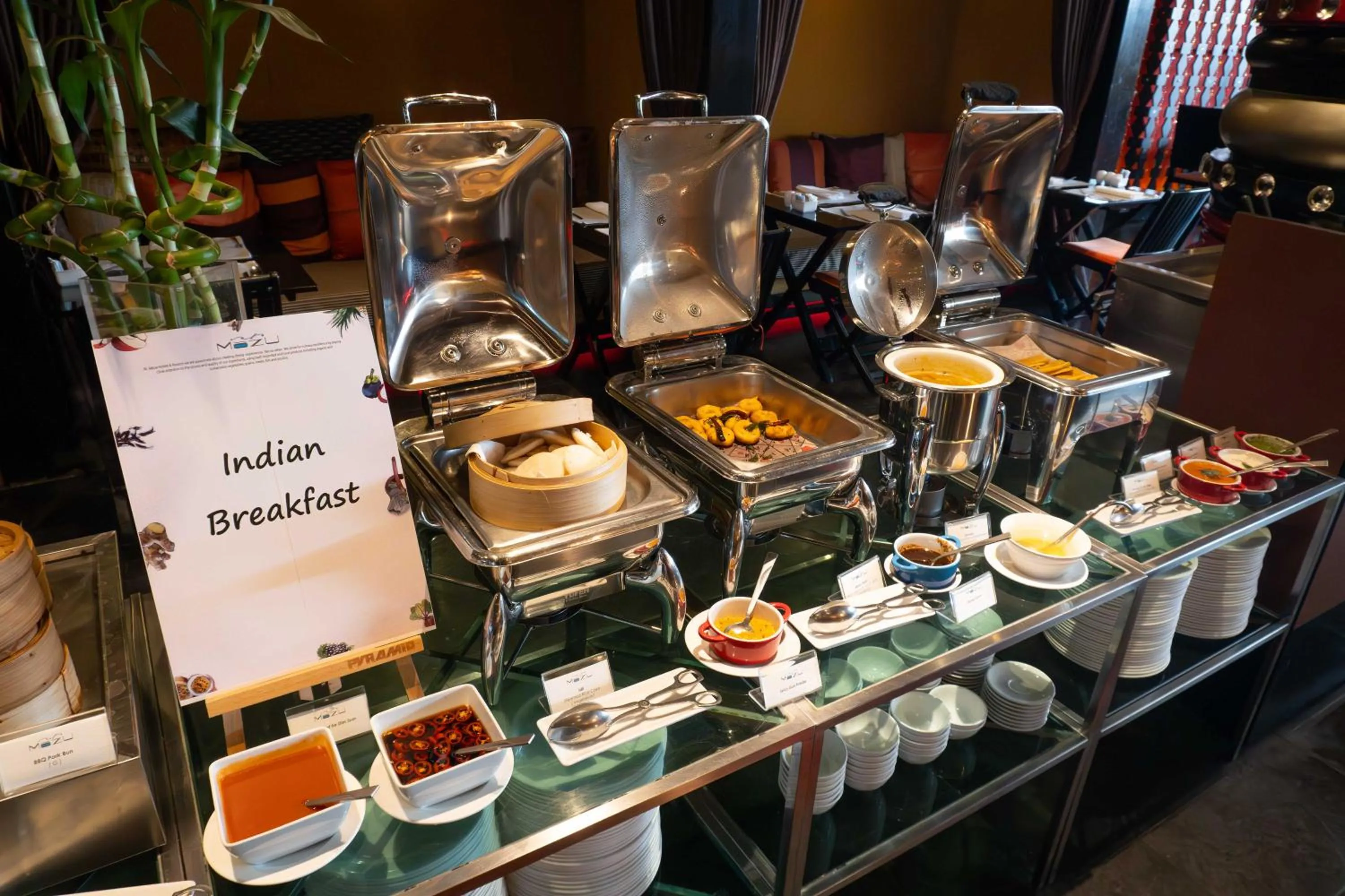 Restaurant/places to eat in lebua at State Tower