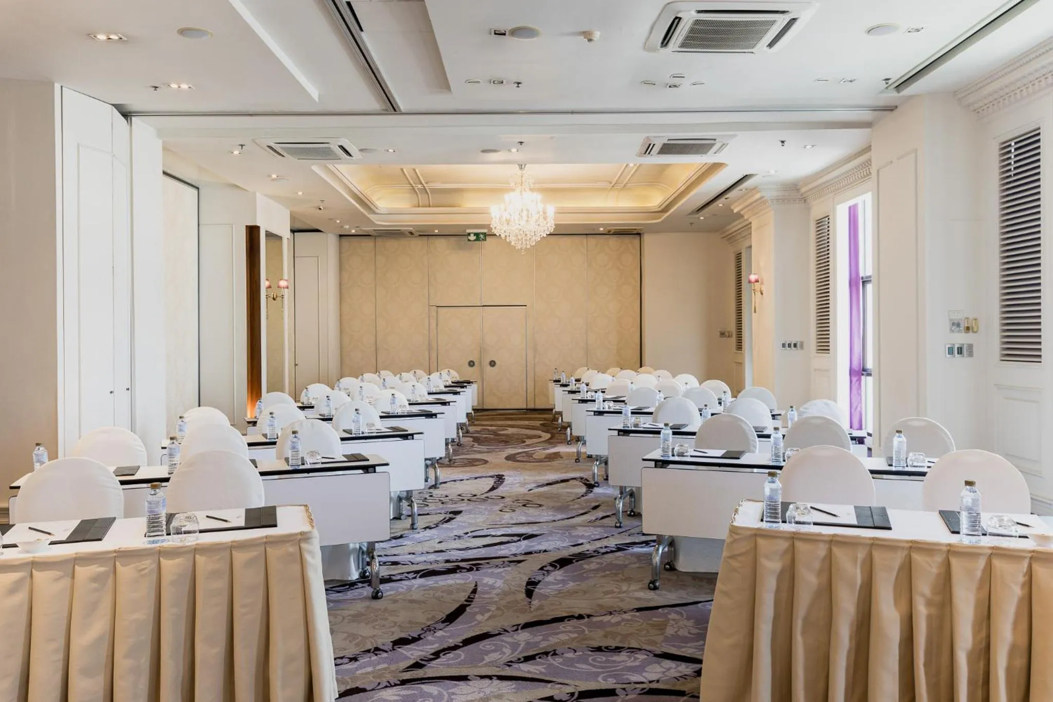 Meeting/conference room in lebua at State Tower