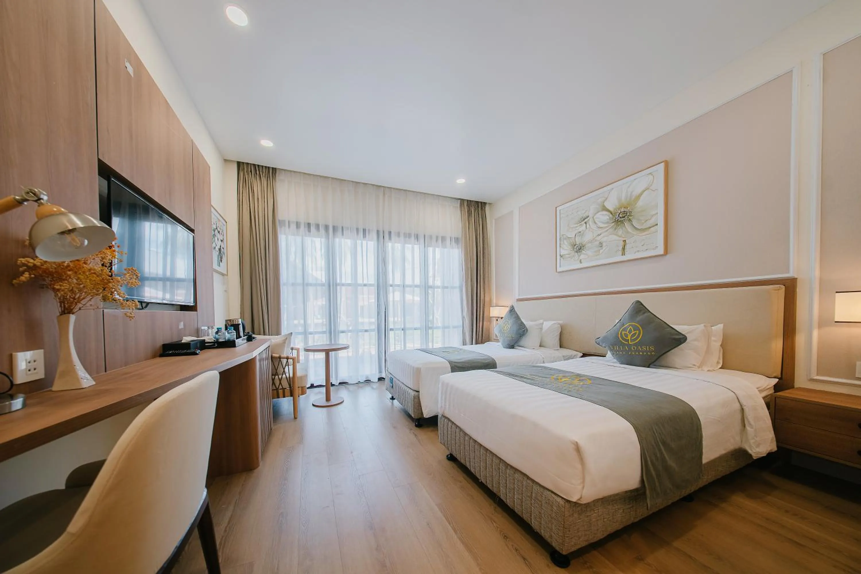 Deluxe Twin Room in Villa Oasis