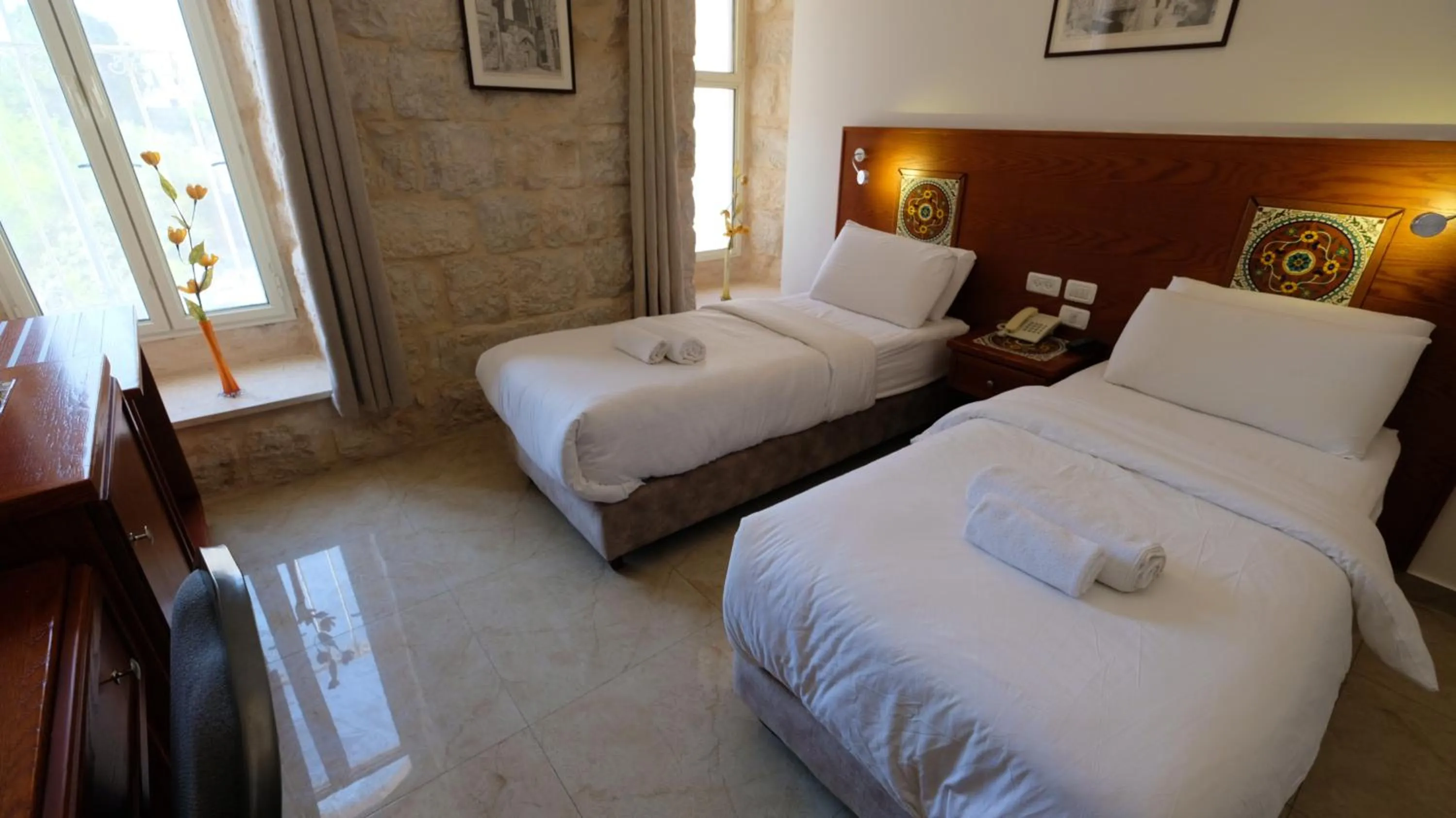 Bed in Azzahra Boutique Hotel & Restaurant - Jerusalem