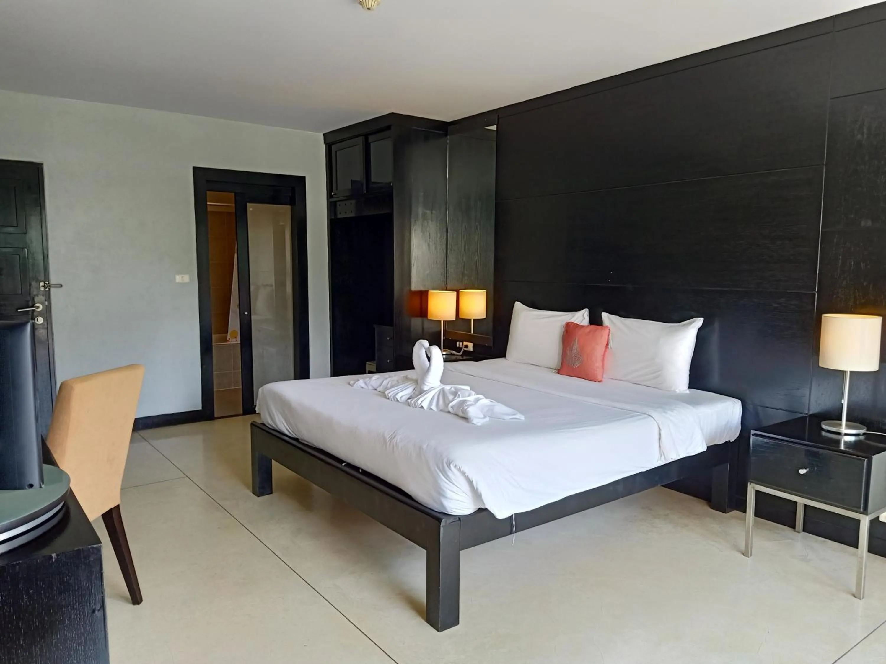 Bed in Amarin Samui Hotel - SHA Plus Certified
