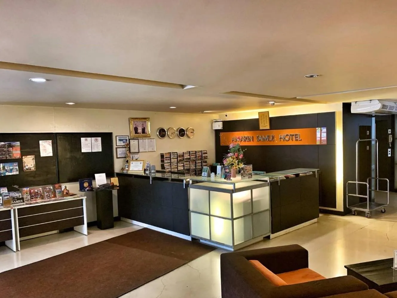 Lobby or reception in Amarin Samui Hotel - SHA Plus Certified