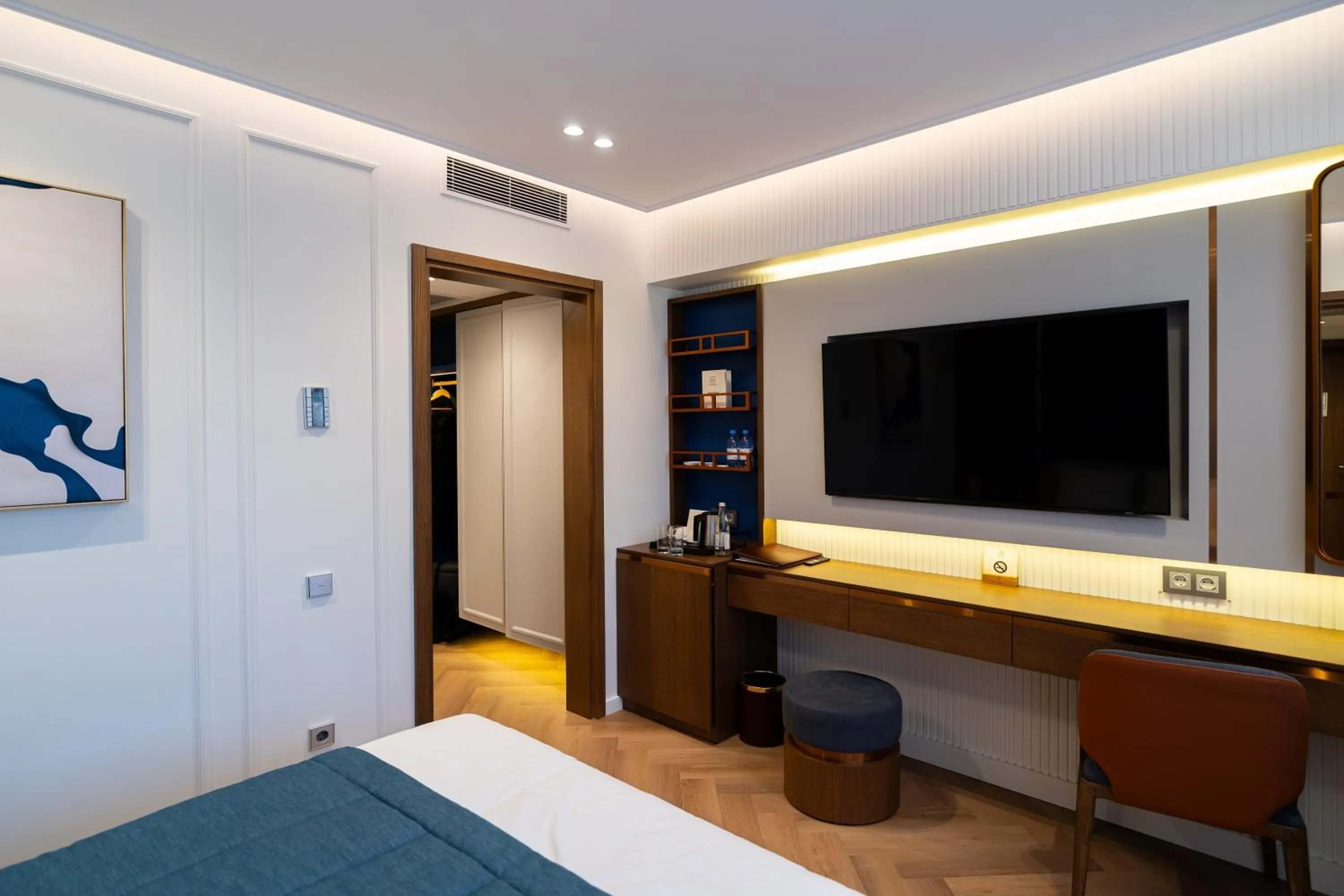 TV and multimedia, Bed in The Dostyk Hotel