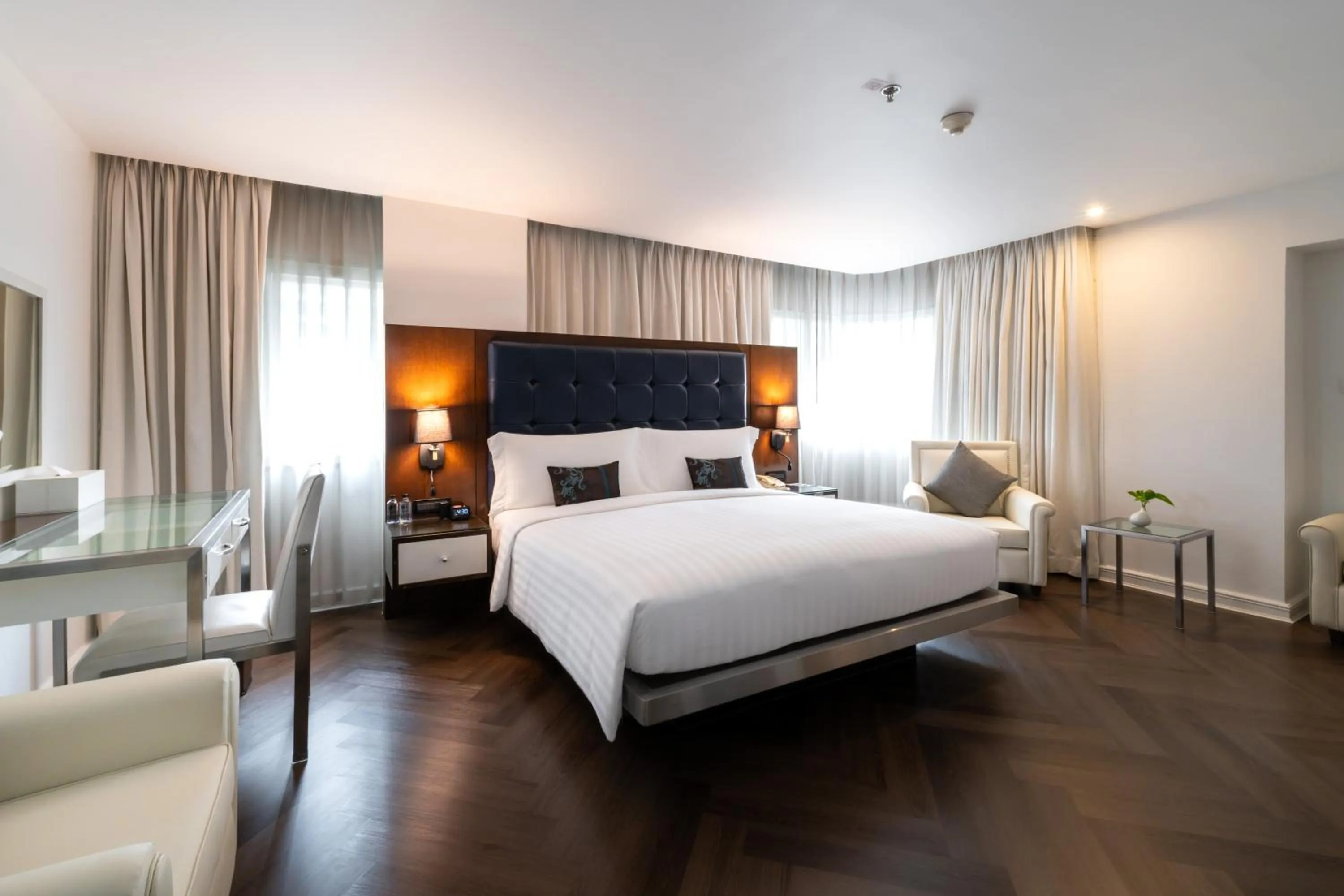 Bed in Night Hotel Bangkok - Sukhumvit 15