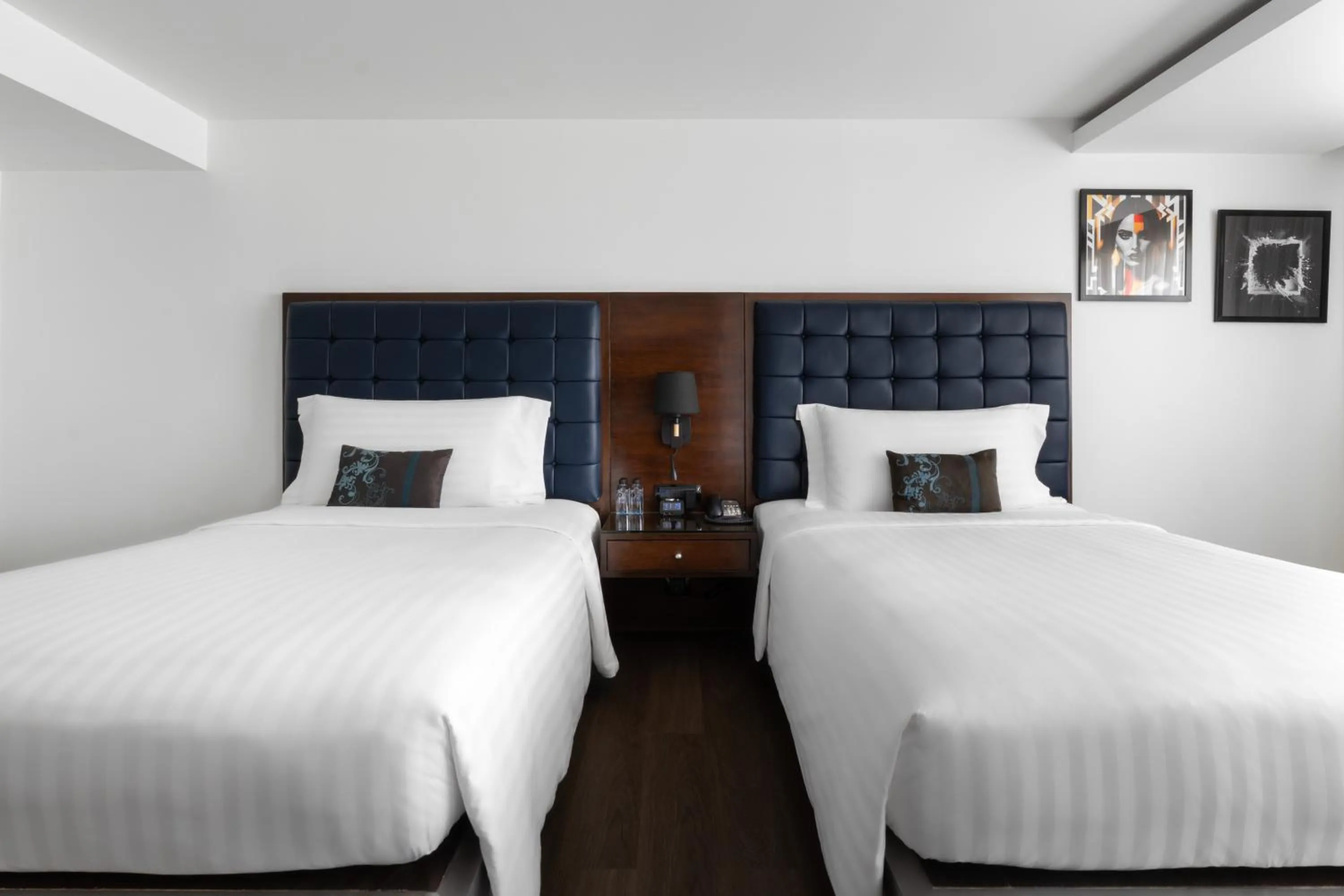 Bedroom, Bed in Night Hotel Bangkok - Sukhumvit 15