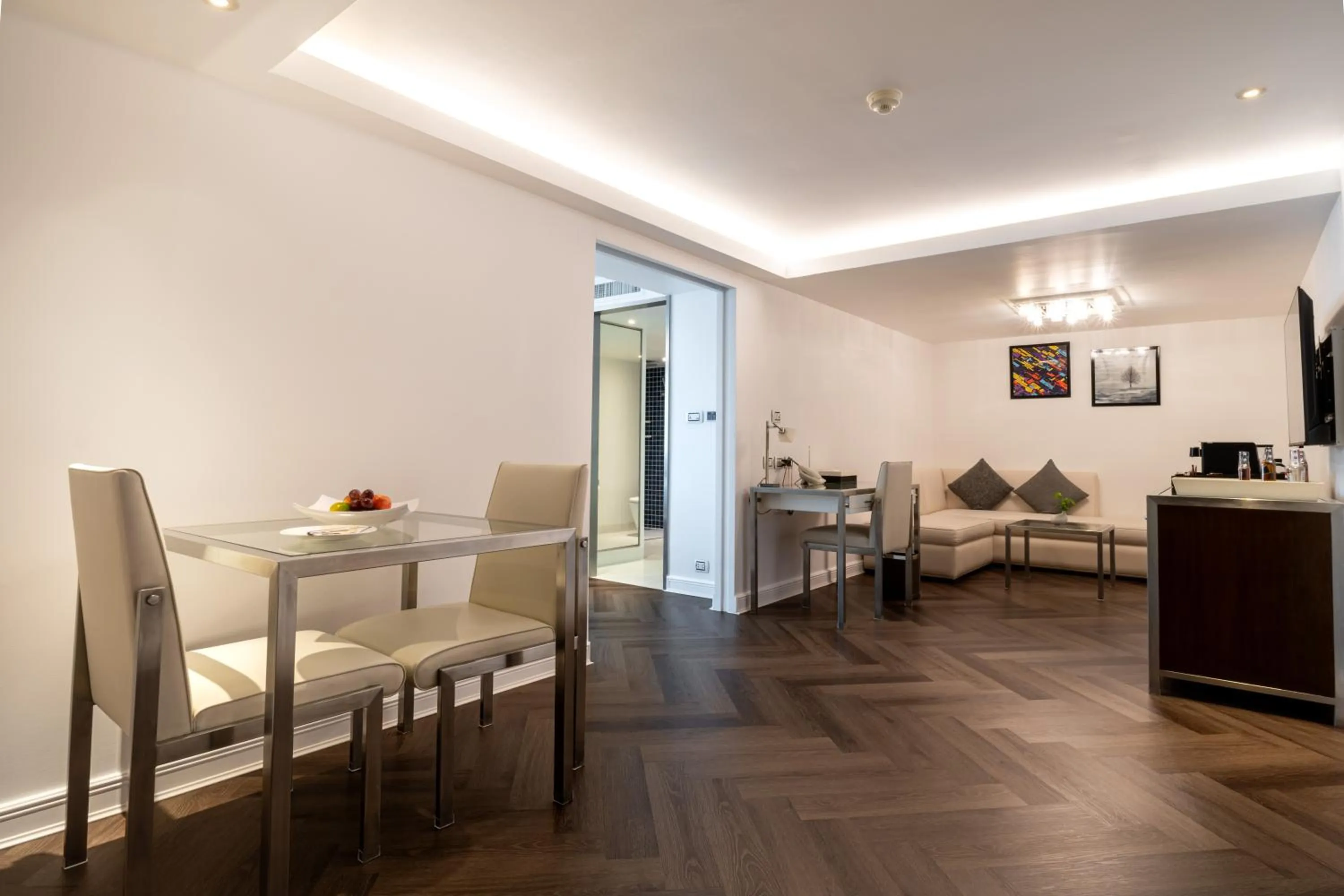 Living room in Night Hotel Bangkok - Sukhumvit 15