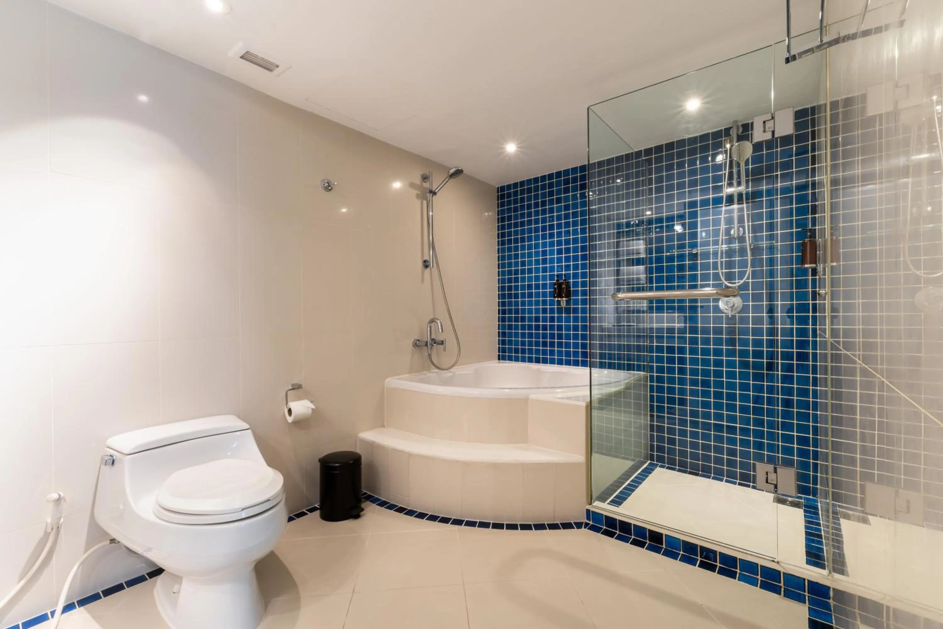 Bathroom in Night Hotel Bangkok - Sukhumvit 15