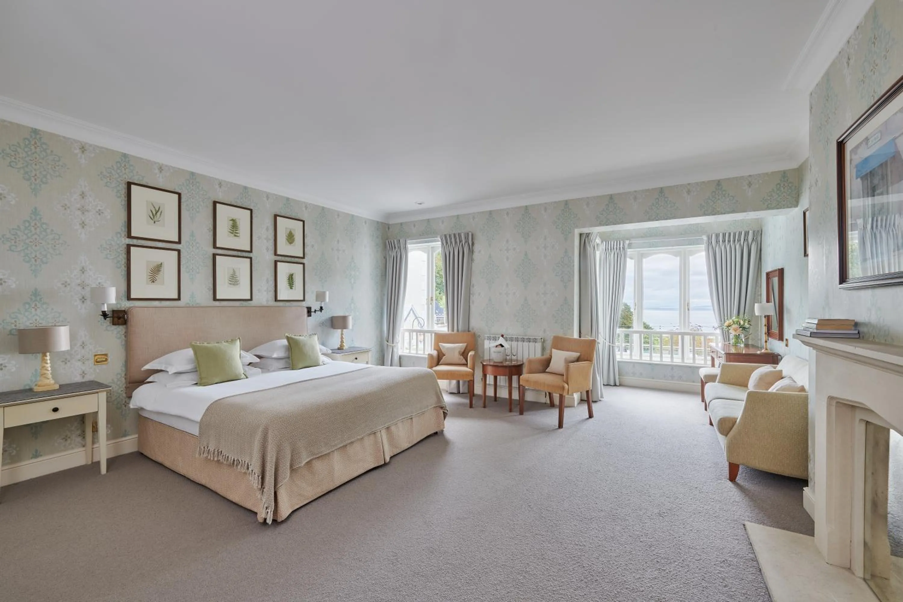 Bed in Fermain Valley Hotel