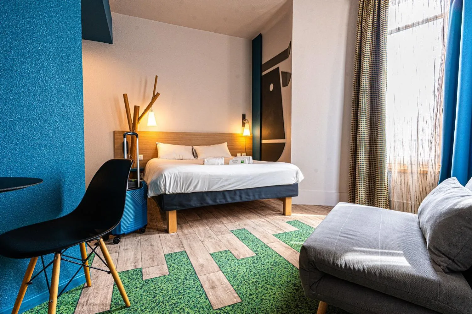 Property building, Bed in ibis Styles Moulins Centre