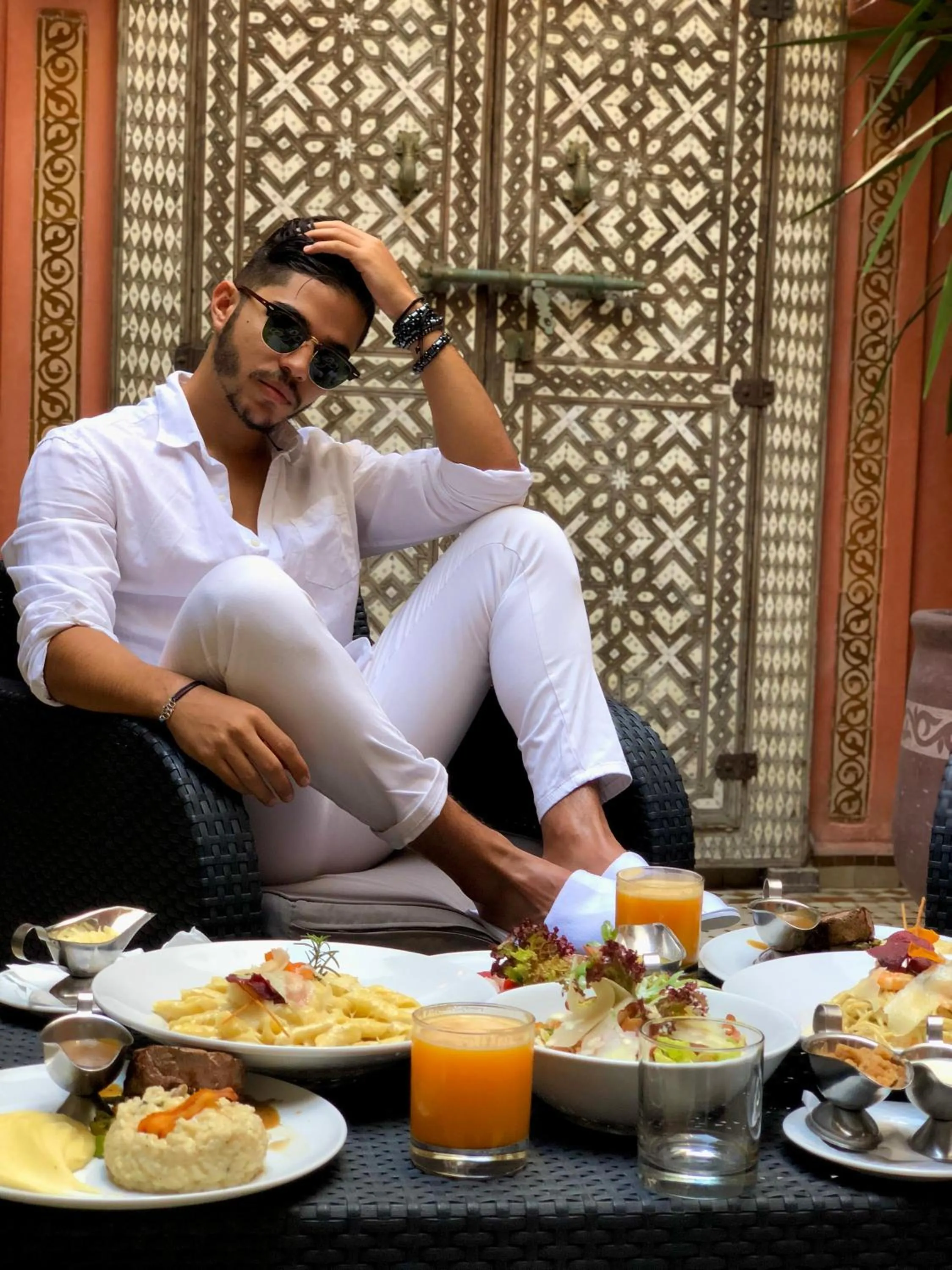 Food and drinks in Art Palace Suites & Spa