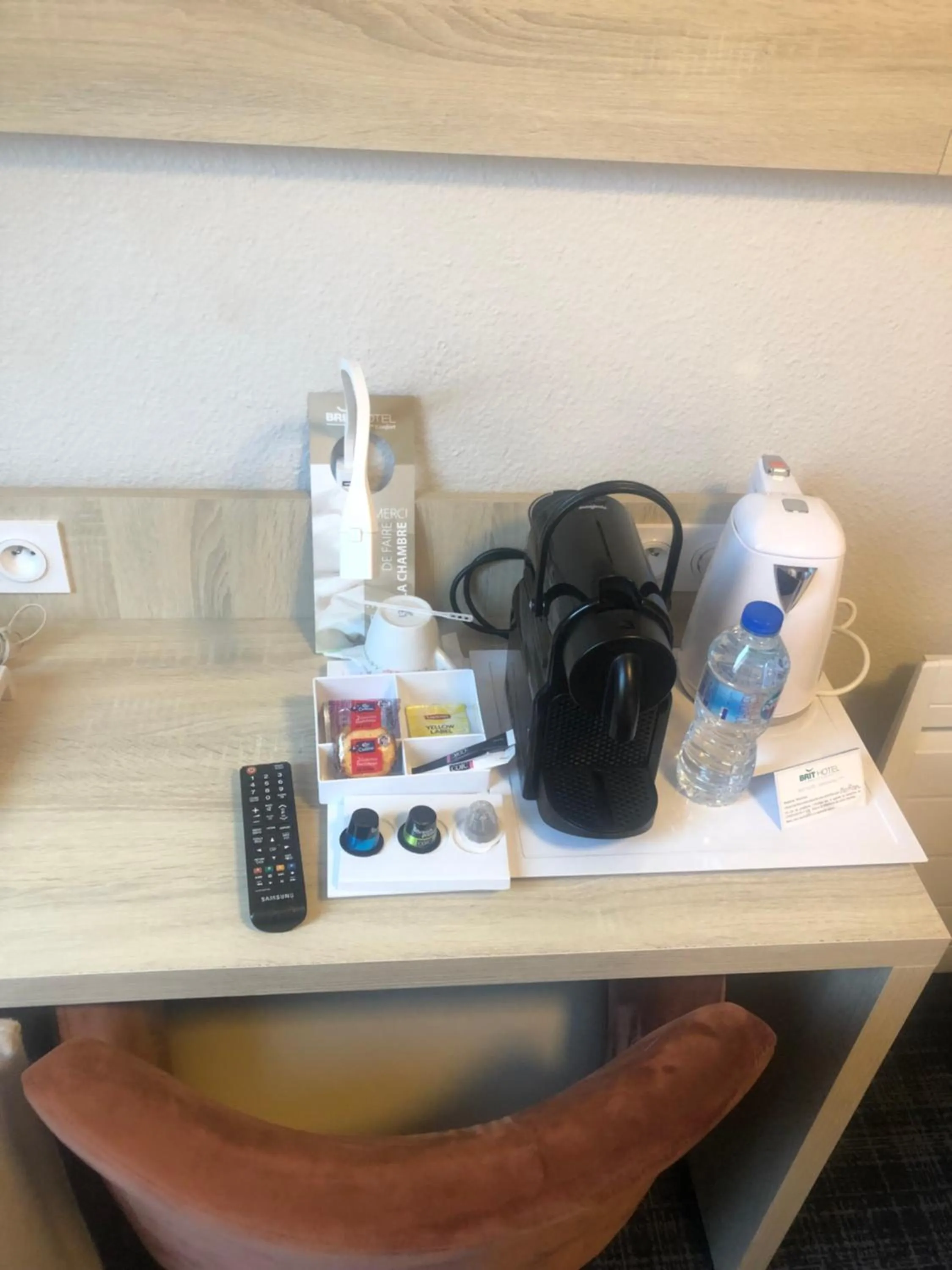 Coffee/tea facilities in Brit Hotel Landivisiau