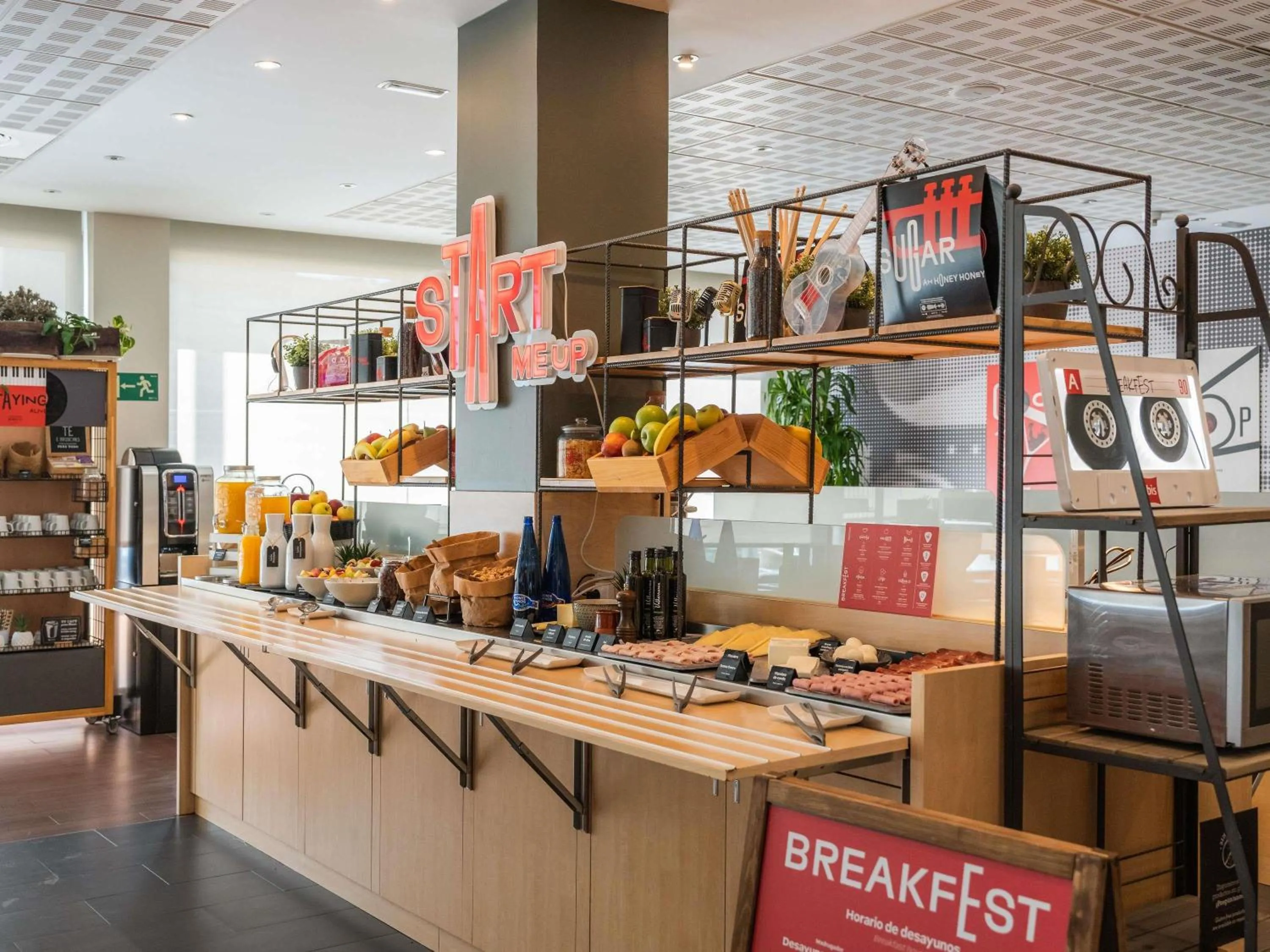 Breakfast in Ibis Madrid Alcobendas