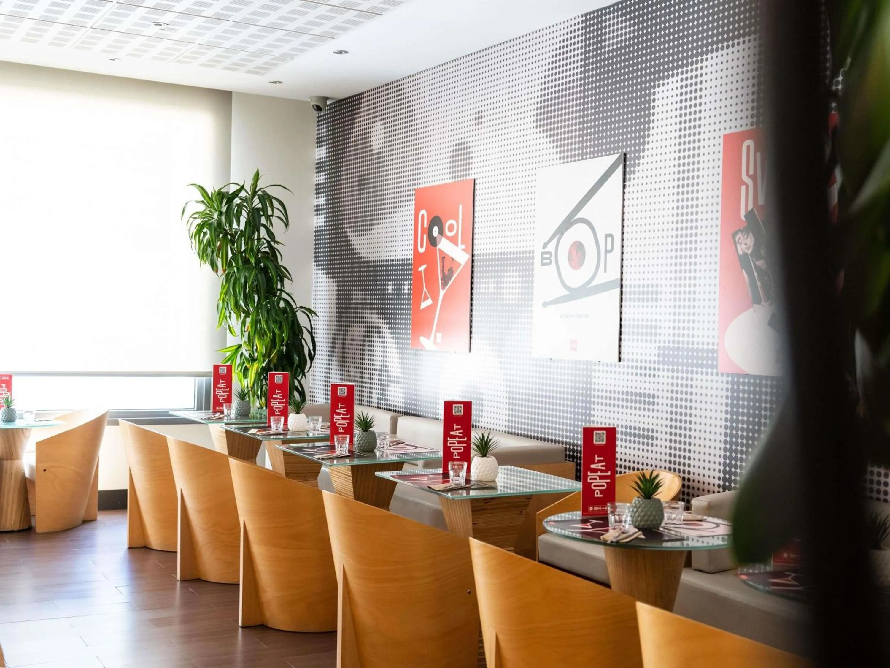 Lounge or bar in Ibis Madrid Alcobendas