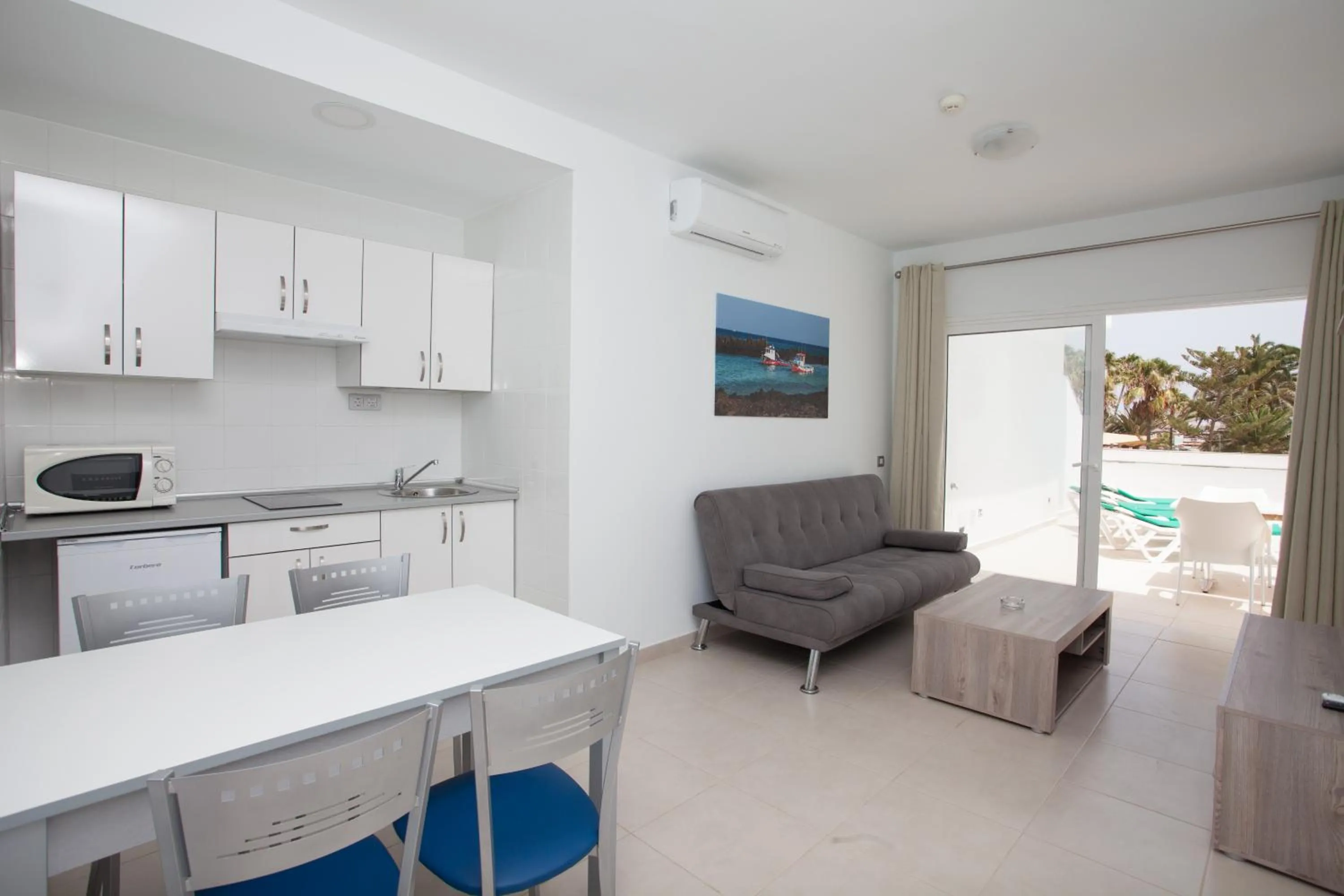 TV and multimedia in TAO Caleta Playa