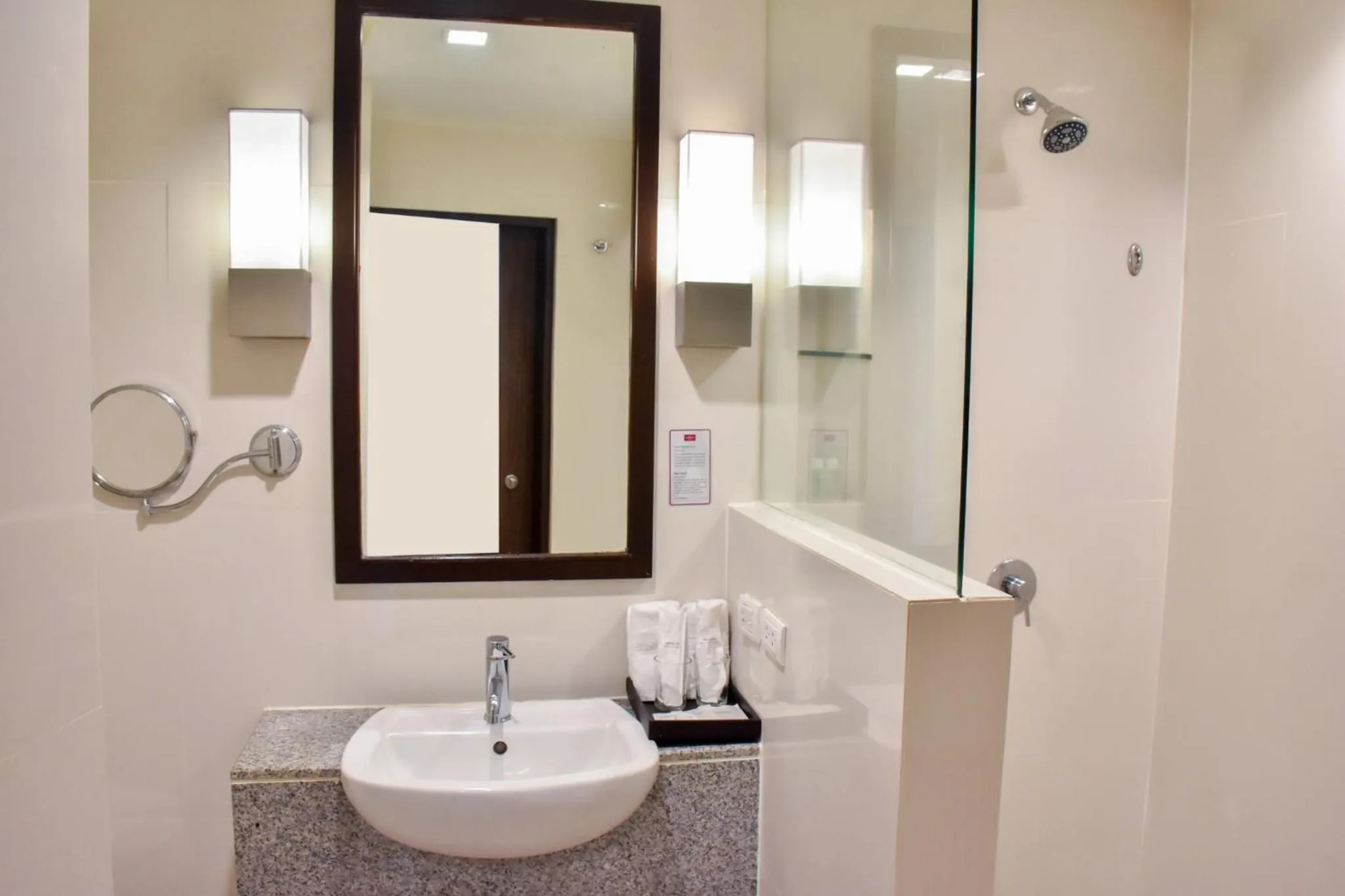 Bathroom in Ambassador Hotel Bangkok