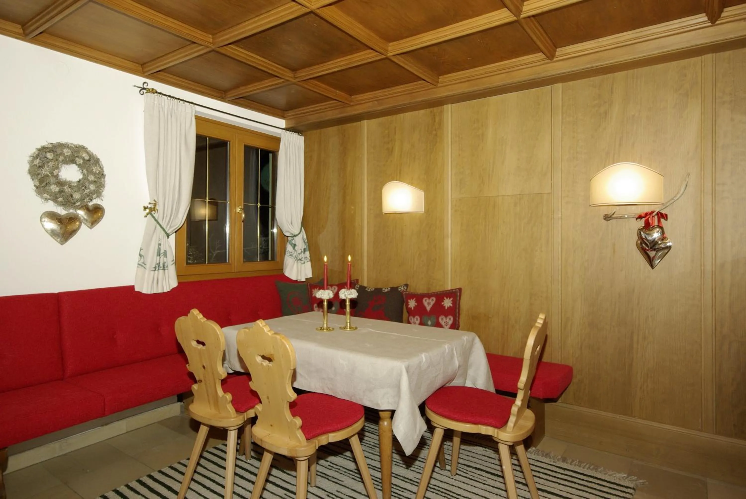 Restaurant/places to eat in Hubertusklause