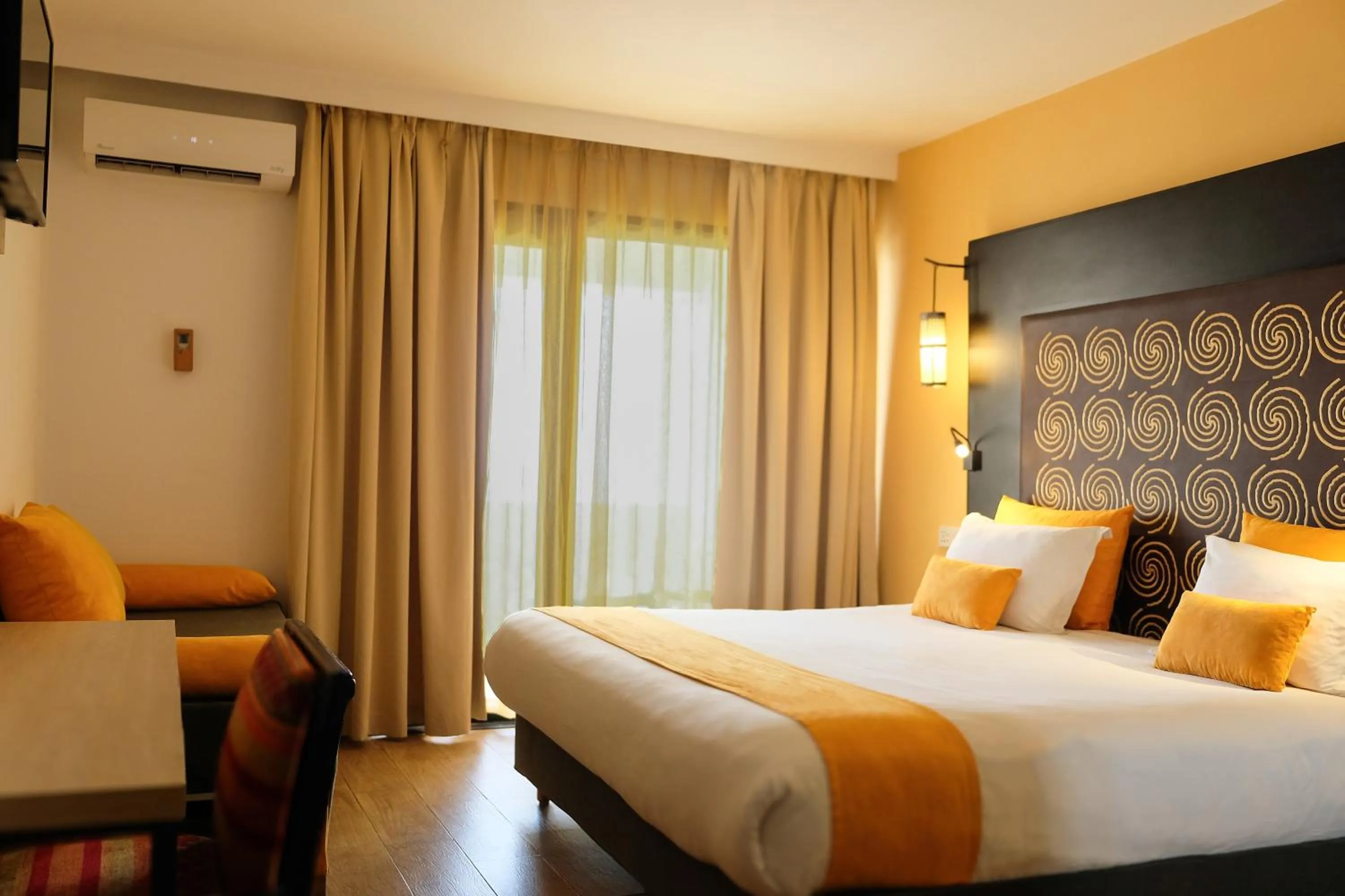 Bedroom, Bed in HAMILTON Agadir