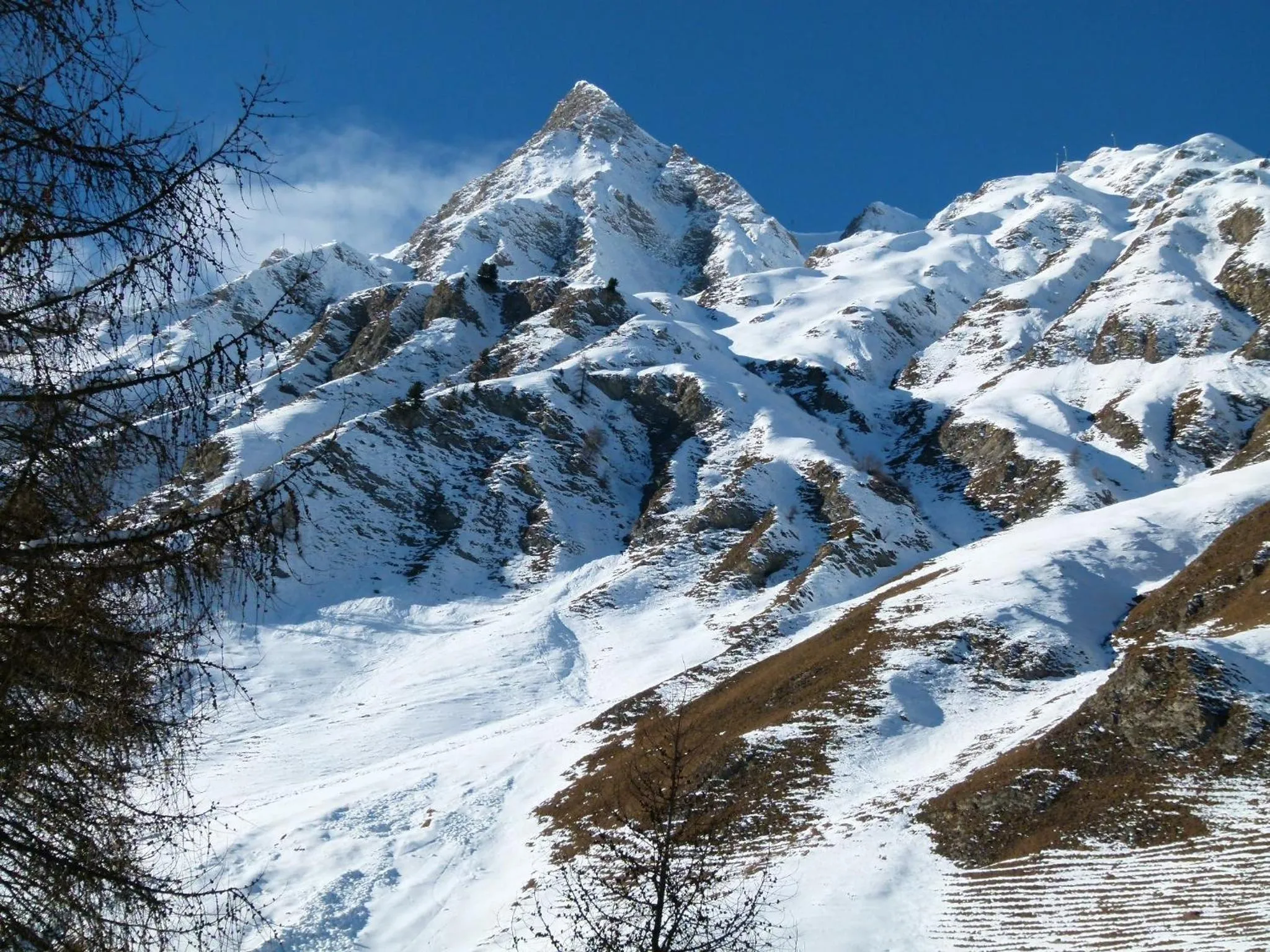 Skiing in Apart-Garni Motnaida