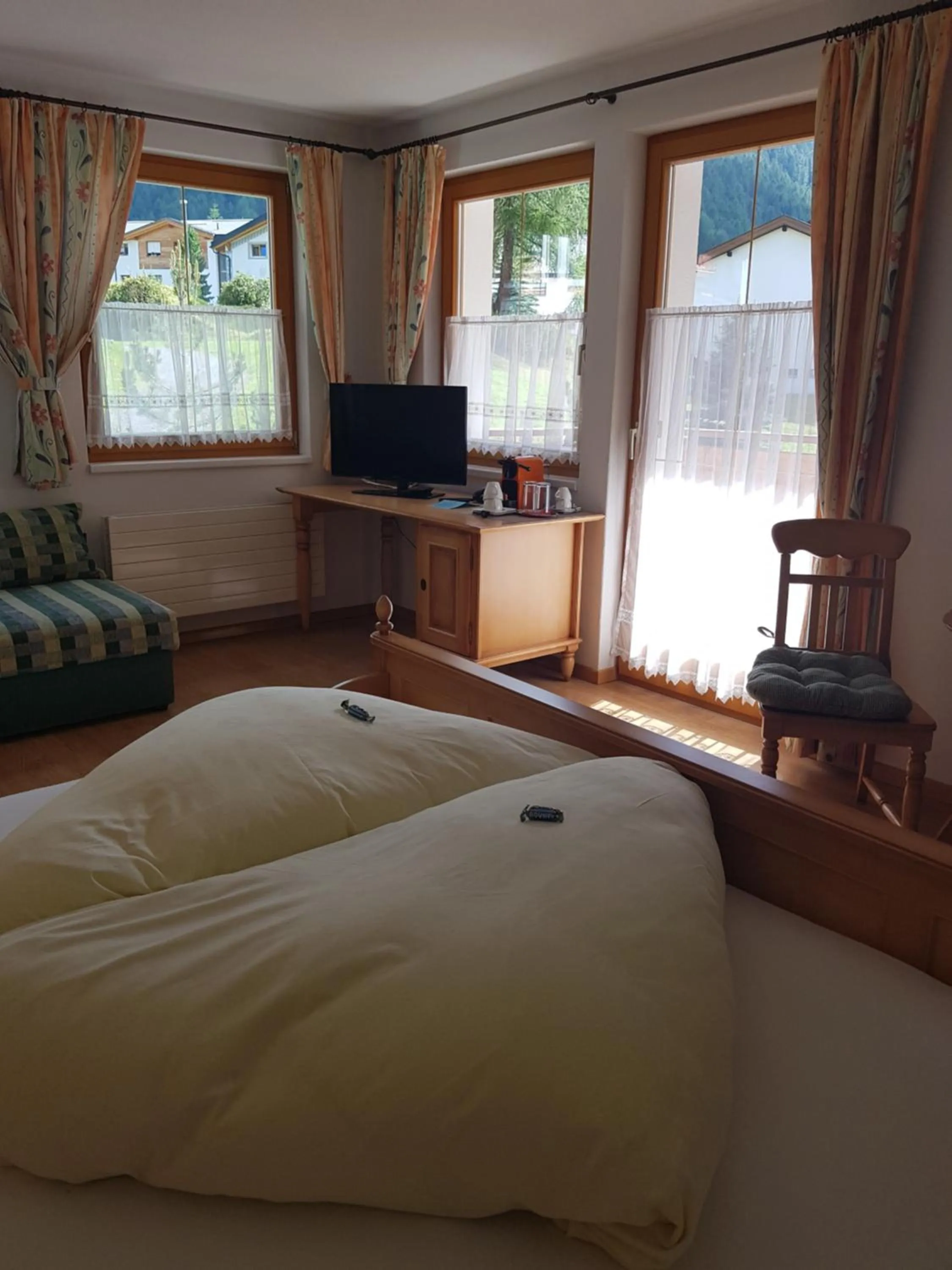 Bed in Apart-Garni Motnaida