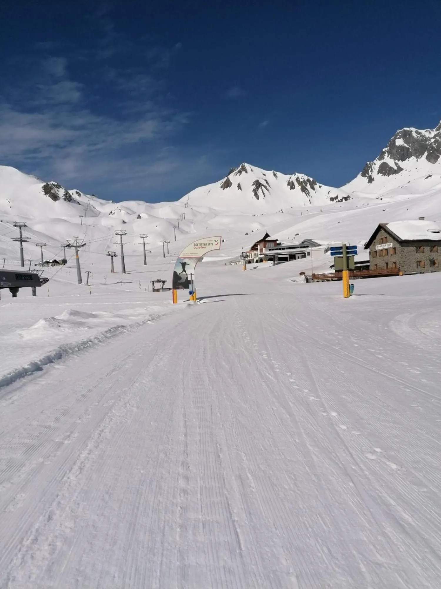 Ski School in Apart-Garni Motnaida