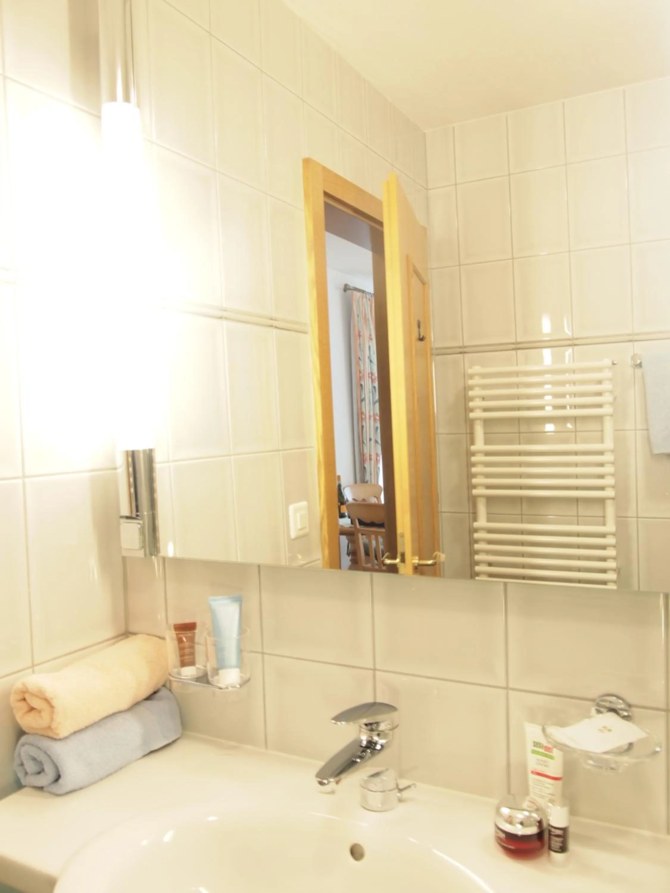 Bathroom in Apart-Garni Motnaida